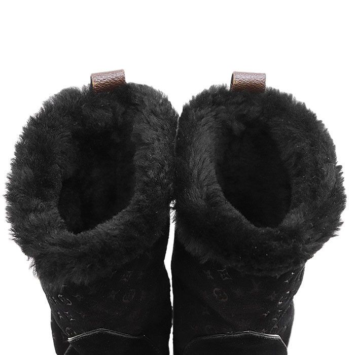 Louis Vuitton Louis Vuitton Louis Vuitton Frosty Line Monogram Suede Shearling Boots Textile Shoes DUTY FREE for USA Size ONE SIZE - 8 Thumbnail