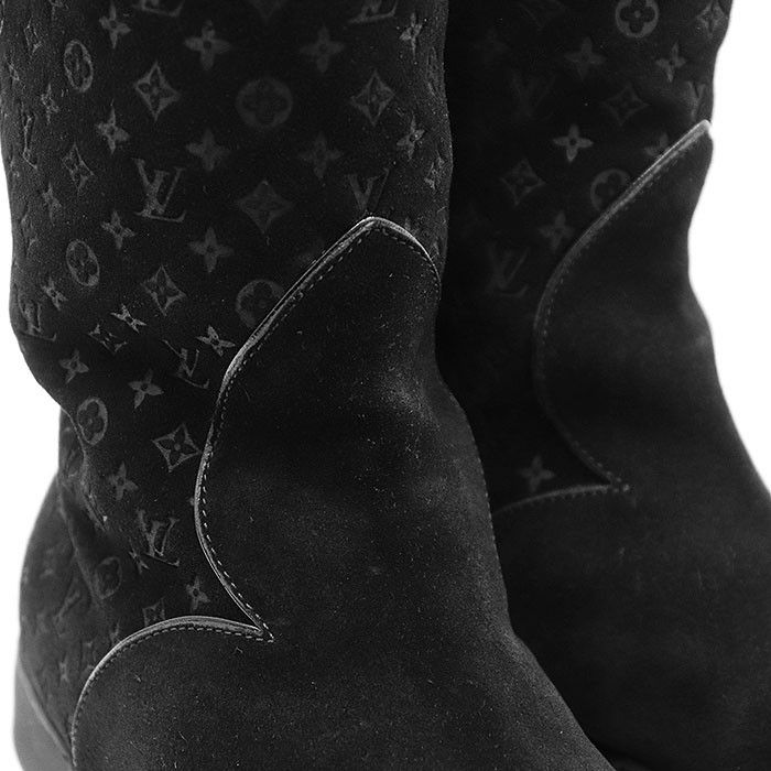 Louis Vuitton Louis Vuitton Louis Vuitton Frosty Line Monogram Suede Shearling Boots Textile Shoes DUTY FREE for USA Size ONE SIZE - 3 Thumbnail