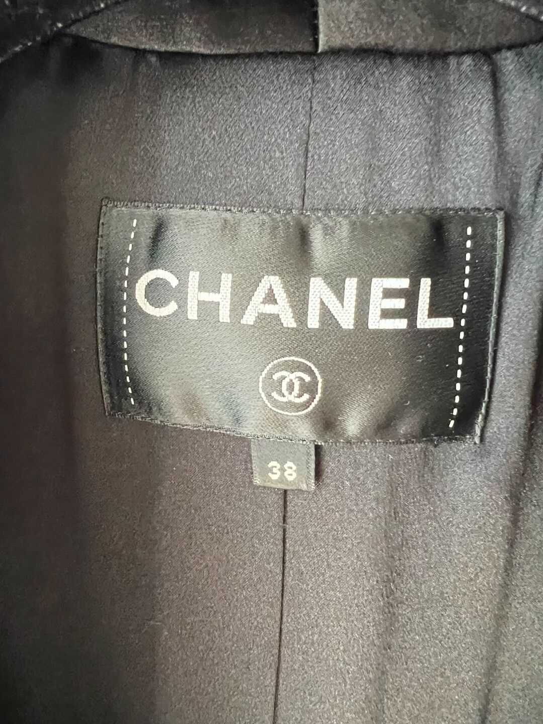 Chanel Classic Black Chanel Suit Jacket Size S / US 4 / IT 40 - 5 Thumbnail