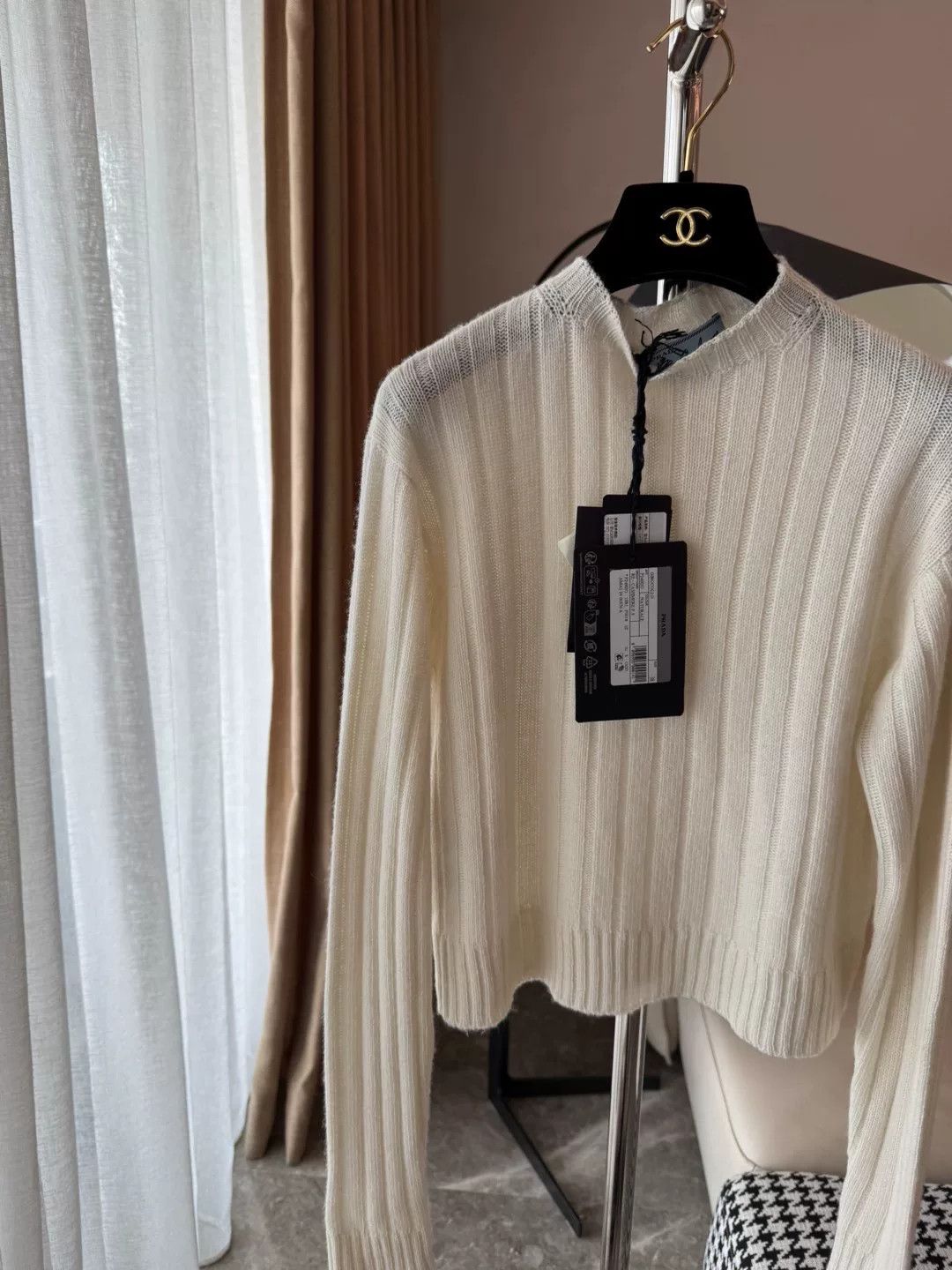 Prada Prada White Knit Sweater Fall 2024 Size S / US 4 / IT 40 - 3 Thumbnail
