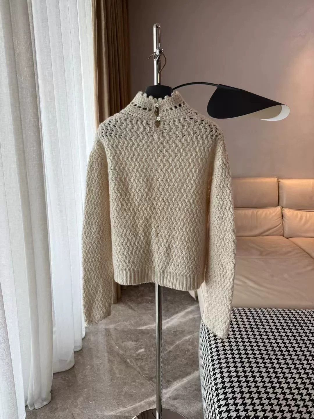 Dior Dior Cashmere Knit Sweater Size S / US 4 / IT 40 - 2 Thumbnail