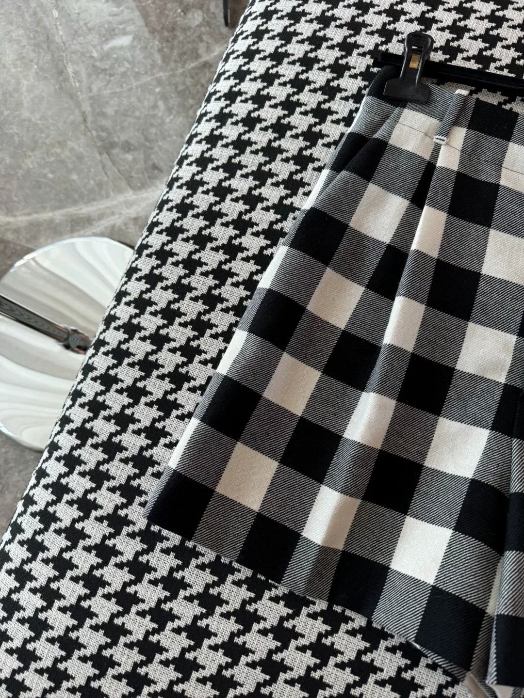 Dior Dior Checkered Shorts for Women Size 34" / US 12 / IT 48 - 7 Thumbnail
