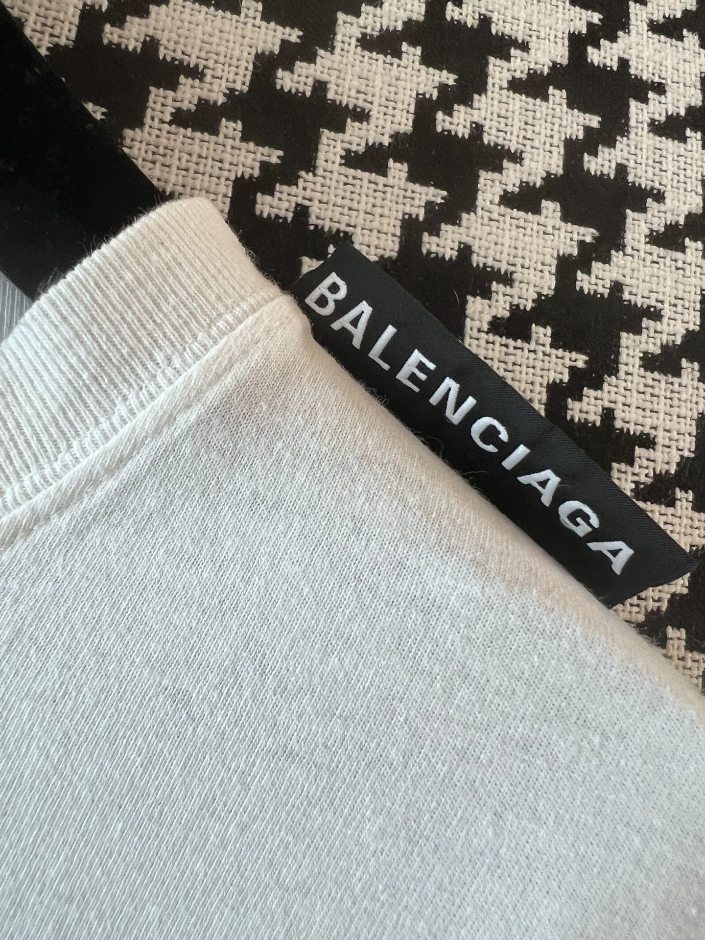 Balenciaga Balenciaga White Logo T-Shirt XS Size Size US XS / EU 42 / 0 - 5 Thumbnail