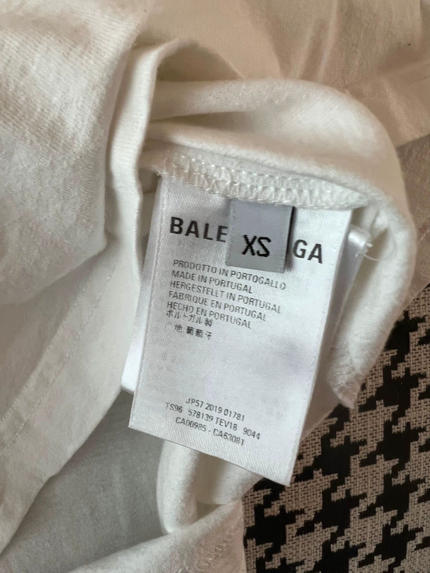 Balenciaga Balenciaga White Logo T-Shirt XS Size Size US XS / EU 42 / 0 - 6 Thumbnail
