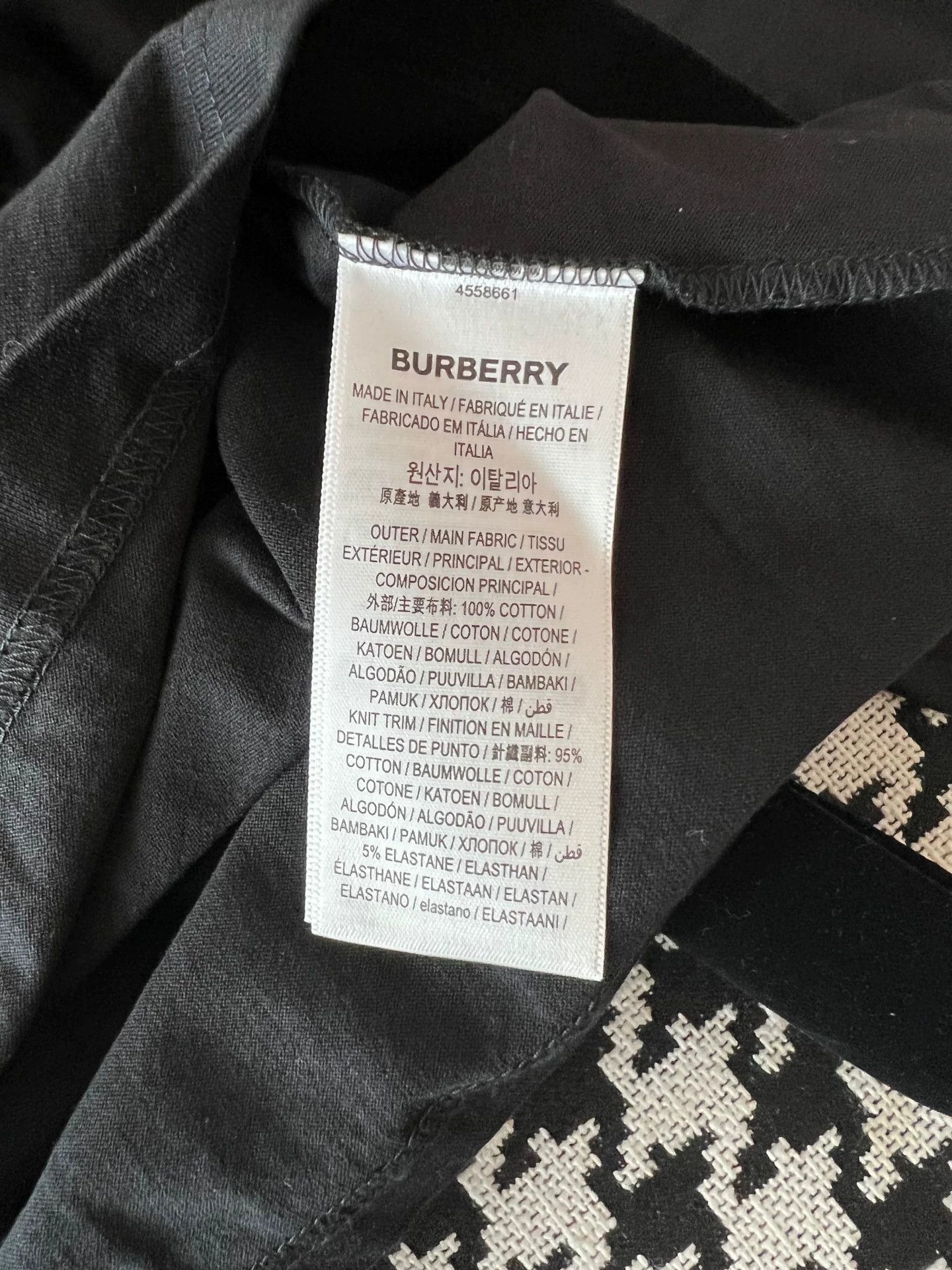 Burberry Burberry Black Printed Long Sleeve T-Shirt Size US XS / EU 42 / 0 - 5 Thumbnail