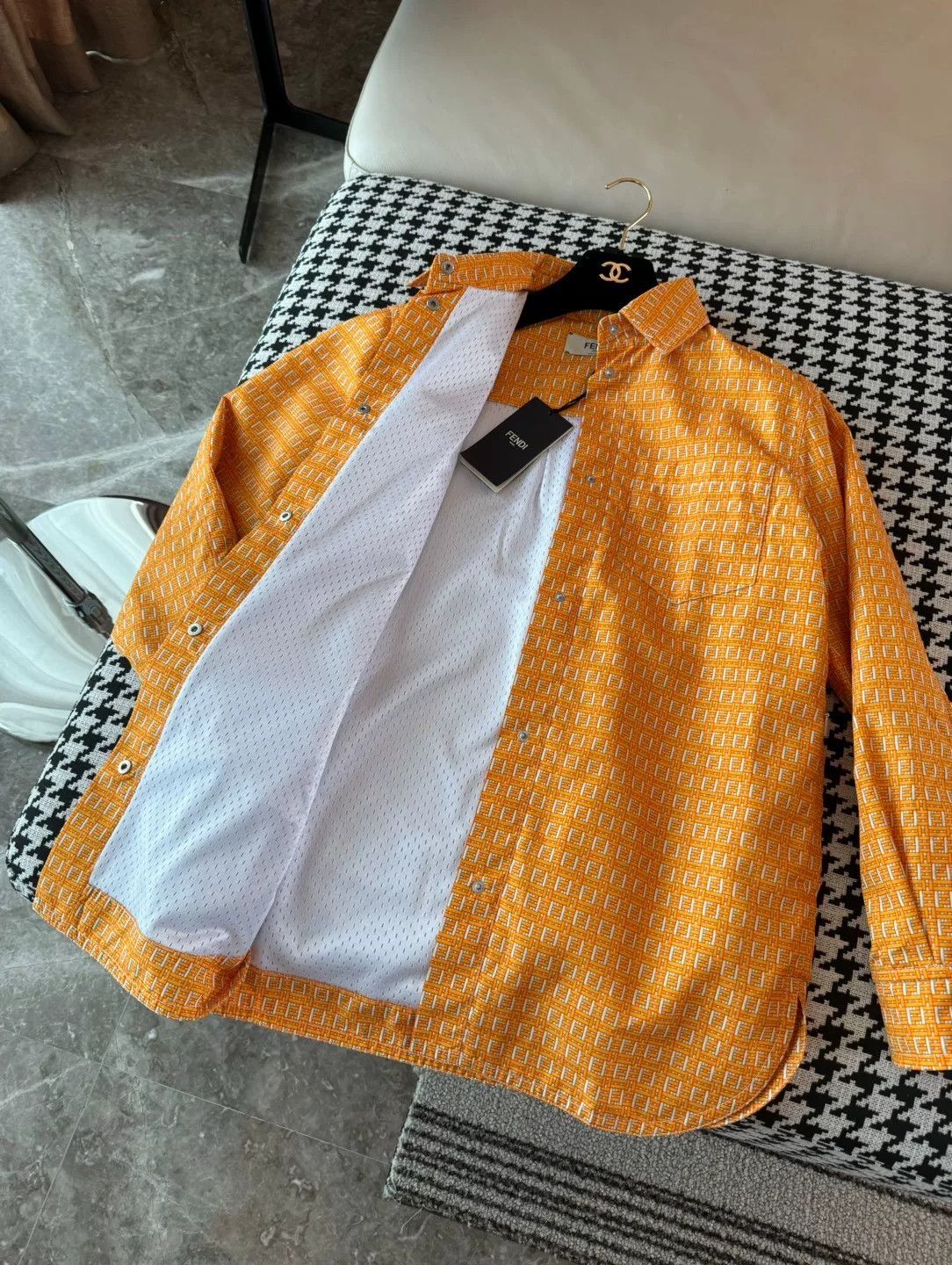 Fendi Fendi Logo Print Windbreaker Jacket Size XS / US 0-2 / IT 36-38 - 7 Thumbnail