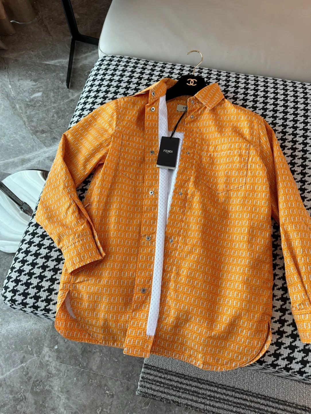 Fendi Fendi Logo Print Windbreaker Jacket Size XS / US 0-2 / IT 36-38 - 6 Thumbnail