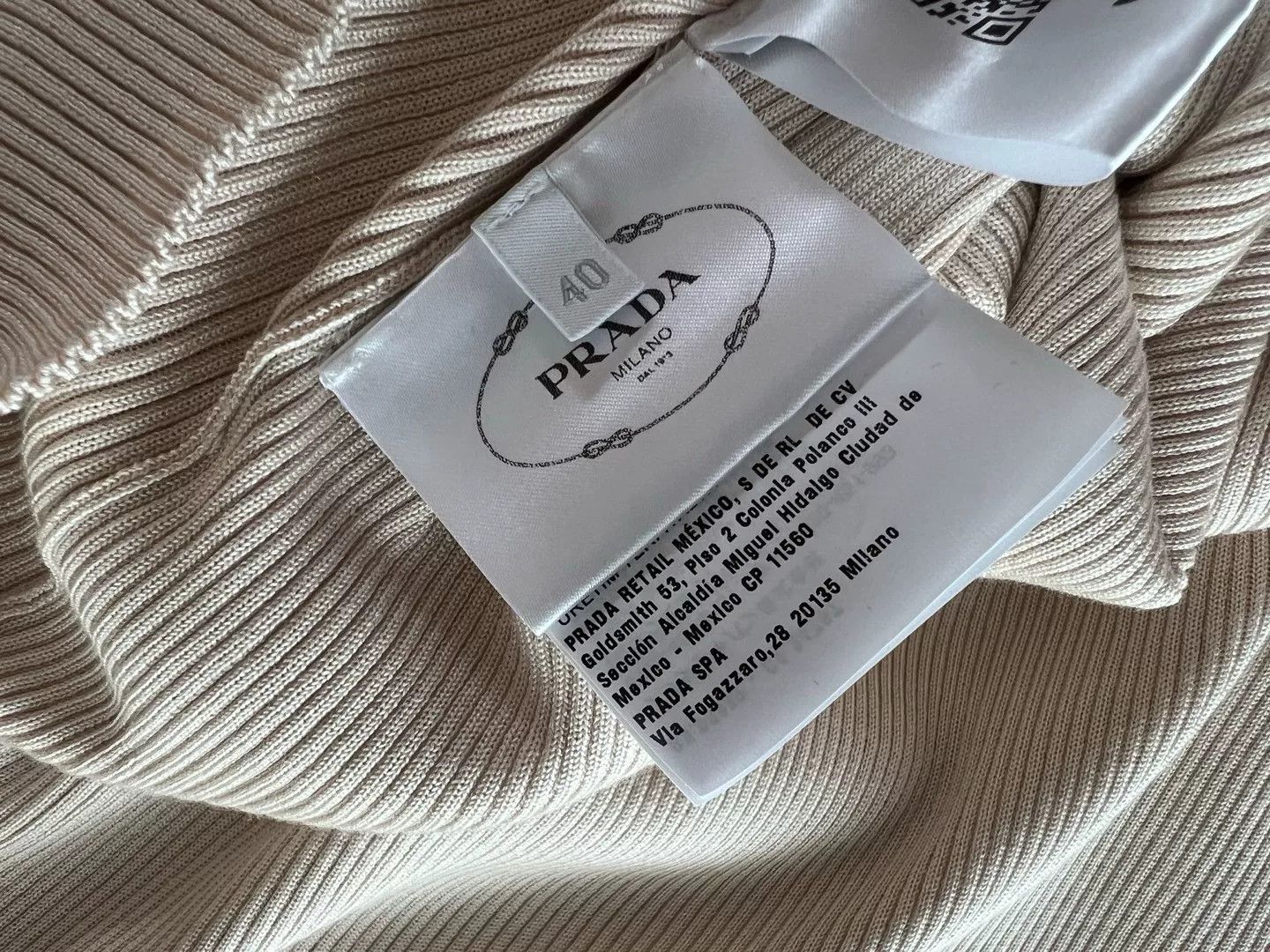 Prada Prada Beige Silk Knit Top Size S / US 4 / IT 40 - 6 Thumbnail