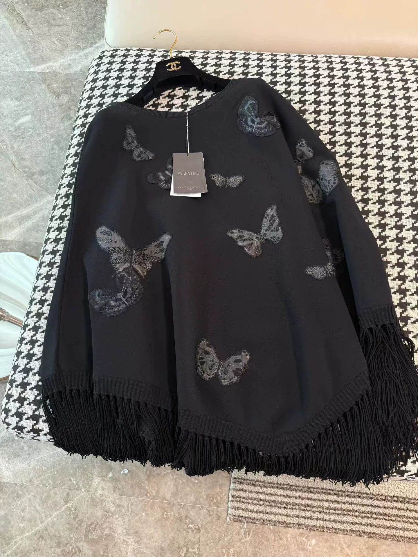 Valentino Valentino Embroidered Fringe Cape Shawl Size L / US 10 / IT 46 - 6 Thumbnail