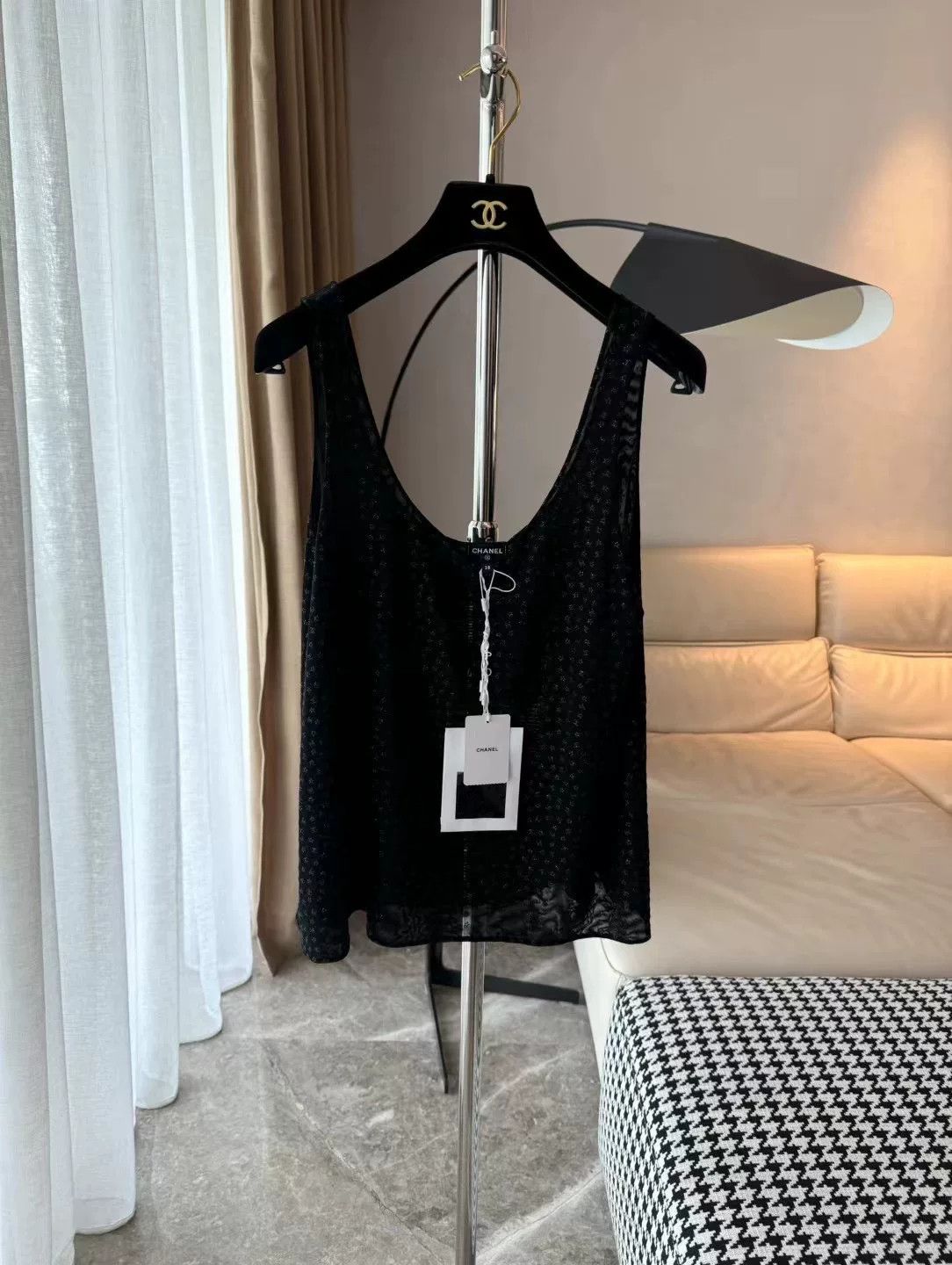 Chanel Loose-Fitting Chanel Tank Top 24c Size S / US 4 / IT 40 - 4 Thumbnail