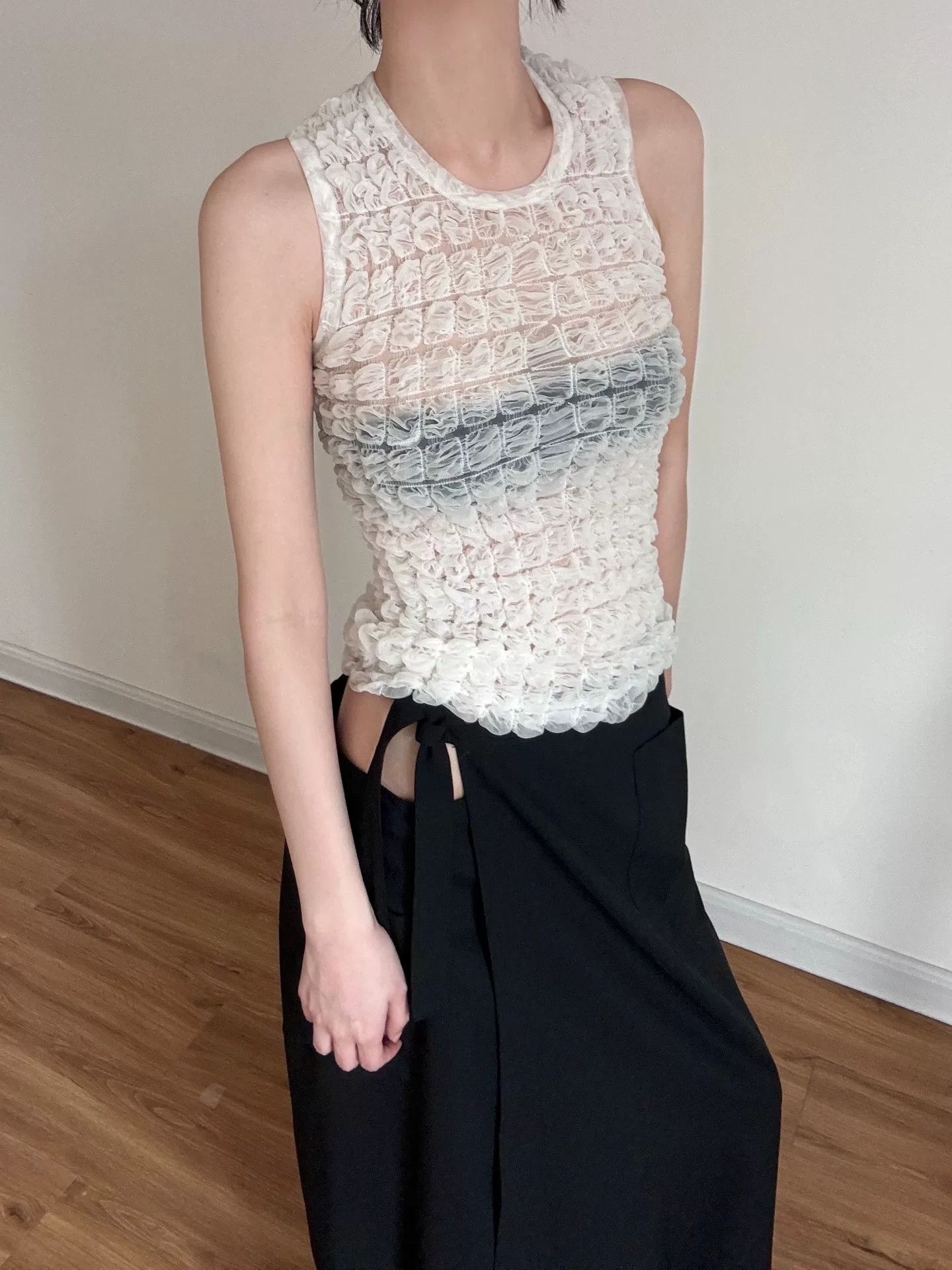 Comme des Garcons CDG Ruffled Top with Straps Size XS / US 0-2 / IT 36-38 - 2 Thumbnail