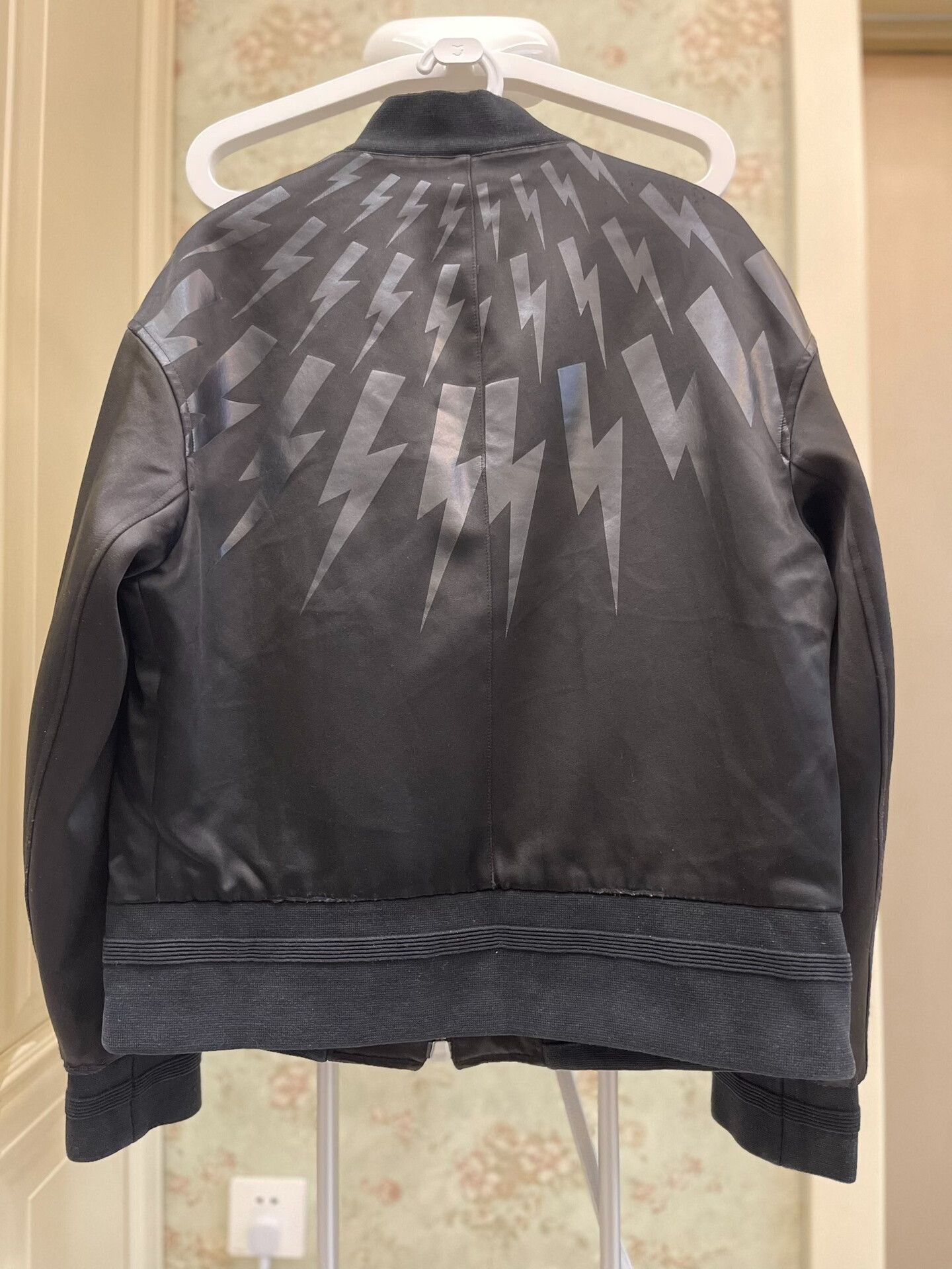 Neil Barrett Neil Barrett Black Bolt Pattern Jacket Size US XL / EU 56 / 4 - 2 Thumbnail