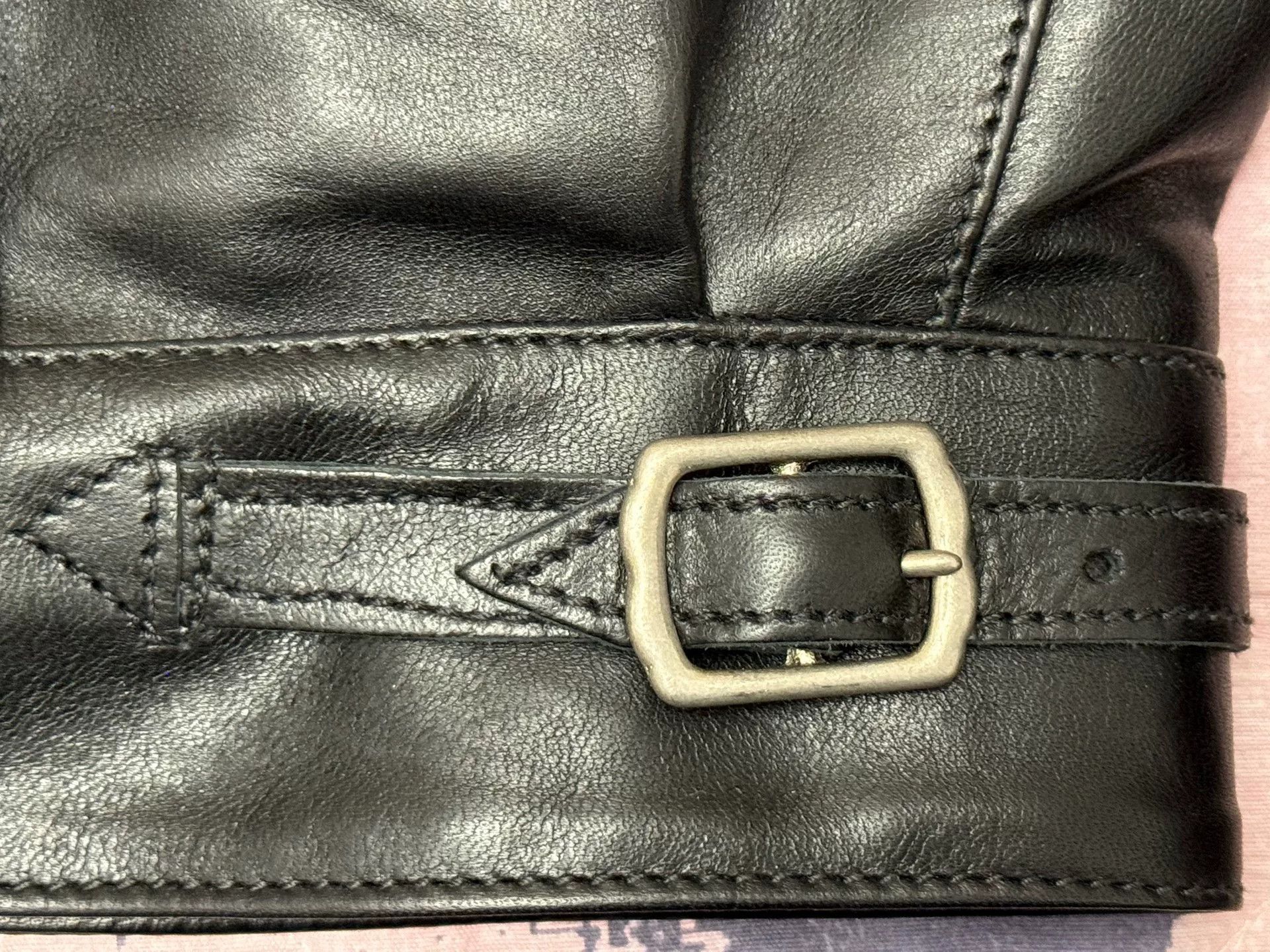 Eastman Leather Clothing WWII-Inspired Black Leather Flight Jacket Size US L / EU 52-54 / 3 - 6 Thumbnail