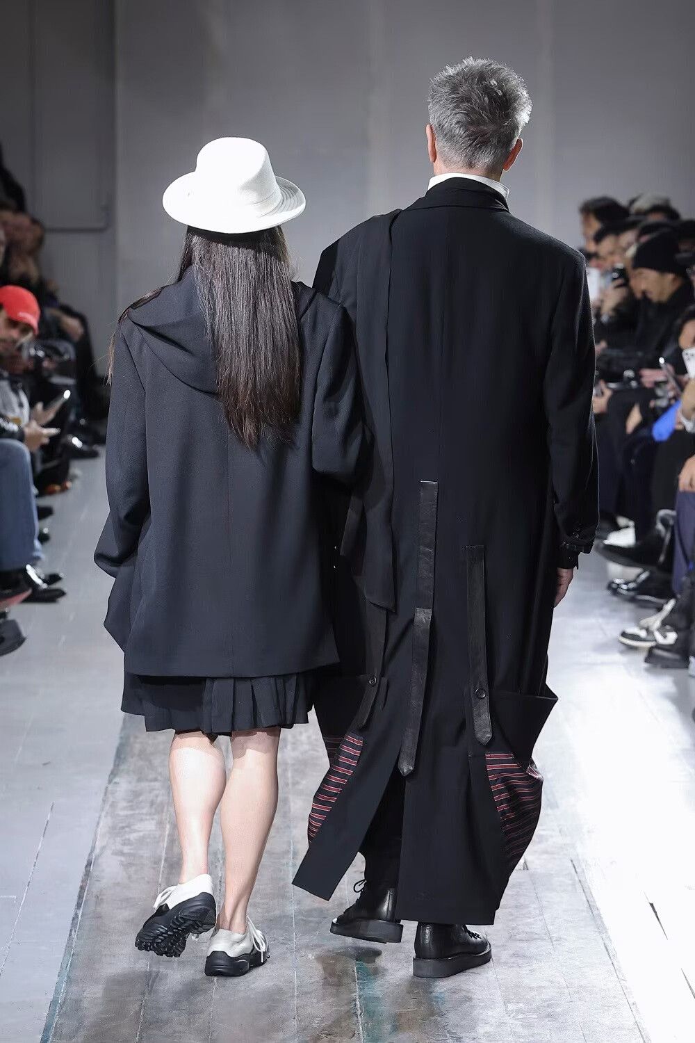 Yohji Yamamoto Yohji Yamamoto Red Tail Coat Size US M / EU 48-50 / 2 - 4 Thumbnail