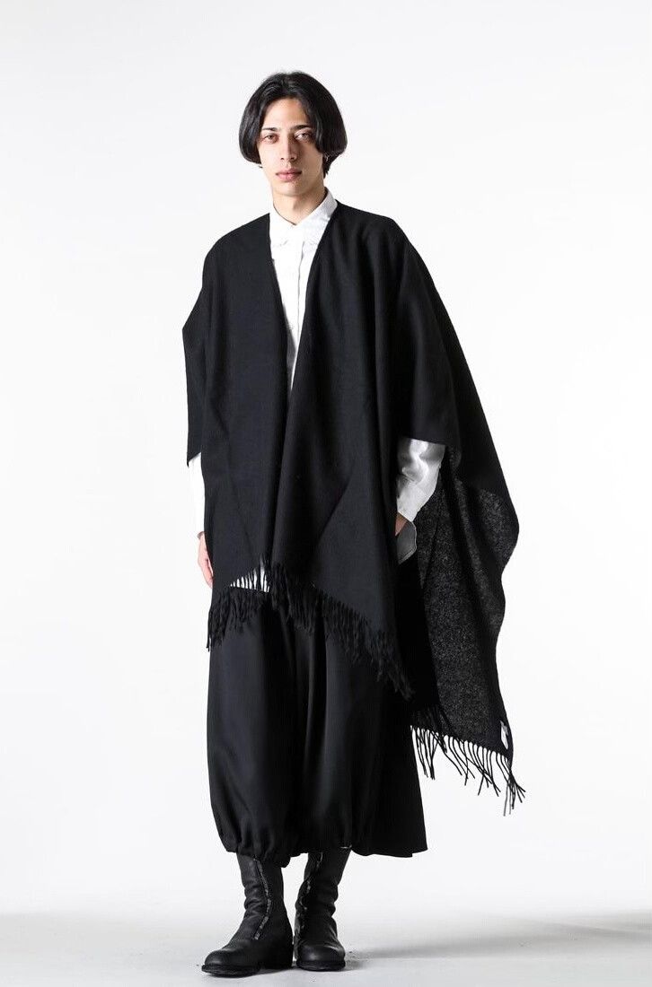 Yohji Yamamoto Yohji Yamamoto Wool Cape Scarf Size ONE SIZE - 2 Thumbnail