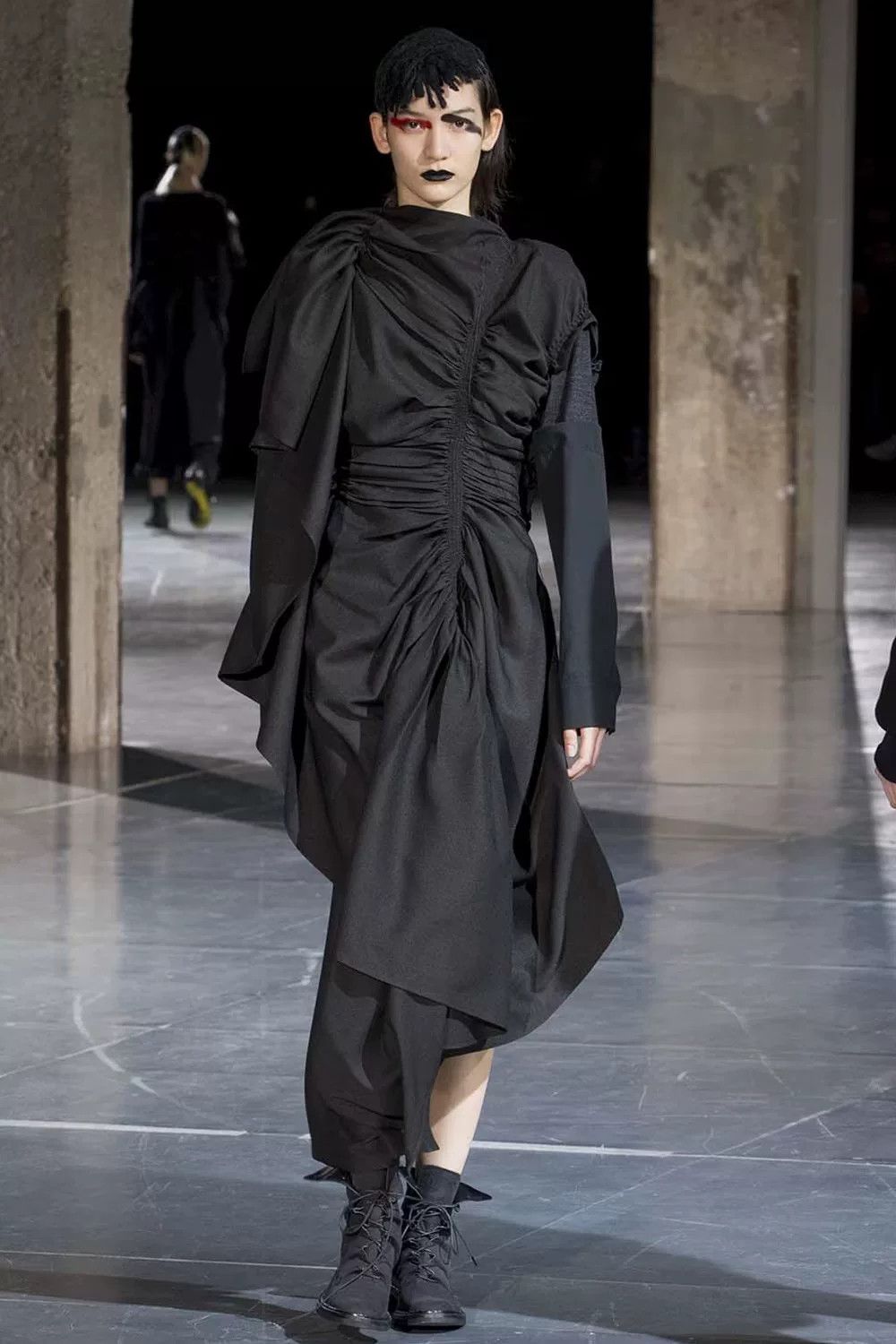 Yohji Yamamoto Stunning Yohji Yamamoto Black Dress Size M / US 6-8 / IT 42-44 - 3 Thumbnail