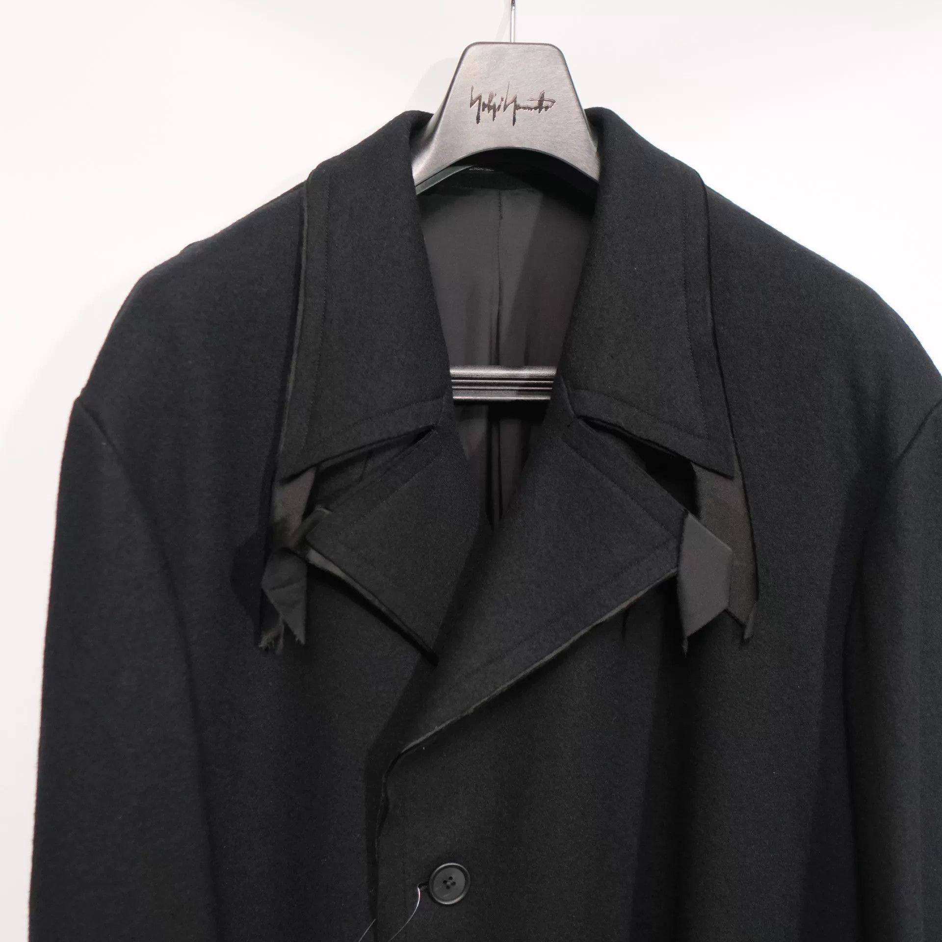 Yohji Yamamoto Unique Black Yohji Yamamoto Coat Size L / US 10 / IT 46 - 3 Thumbnail