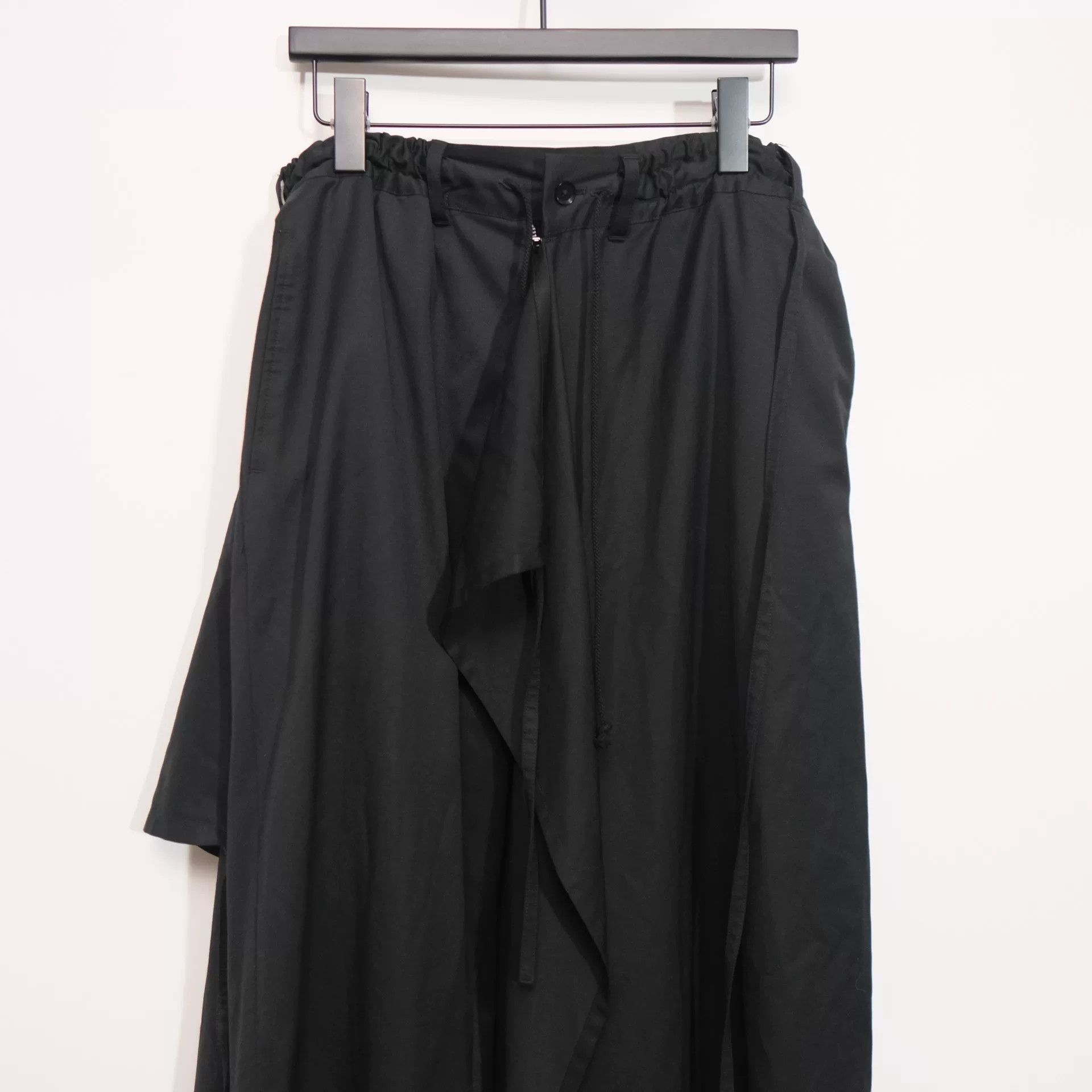 Yohji Yamamoto Yohji Yamamoto Groundy Flowing Pants Size 27" / US 4 / IT 40 - 2 Thumbnail