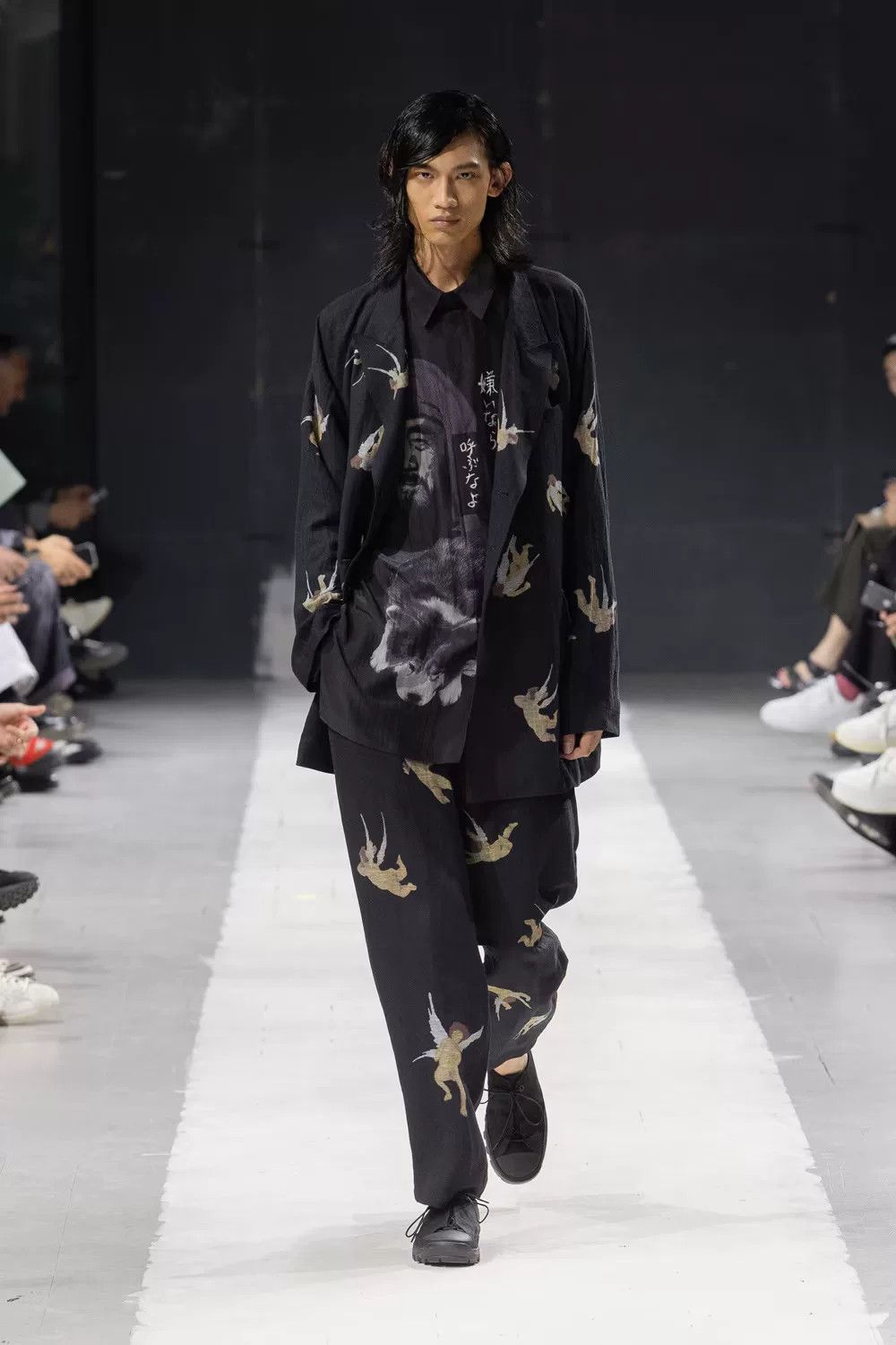 Yohji Yamamoto Yohji Yamamoto Silk Shirt with Dog Print Size US M / EU 48-50 / 2 - 2 Thumbnail