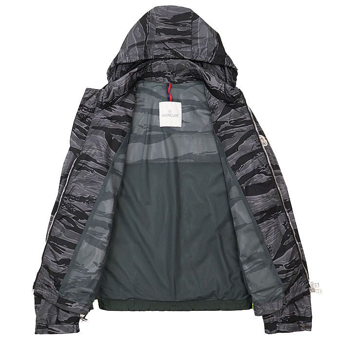 Moncler Moncler Moncler CEZANNE GIUBOTTO 100% Nylon Jacket Textile Outerwear CEZANNE GIUBOTTO DUTY FREE for USA Size ONE SIZE - 8 Thumbnail