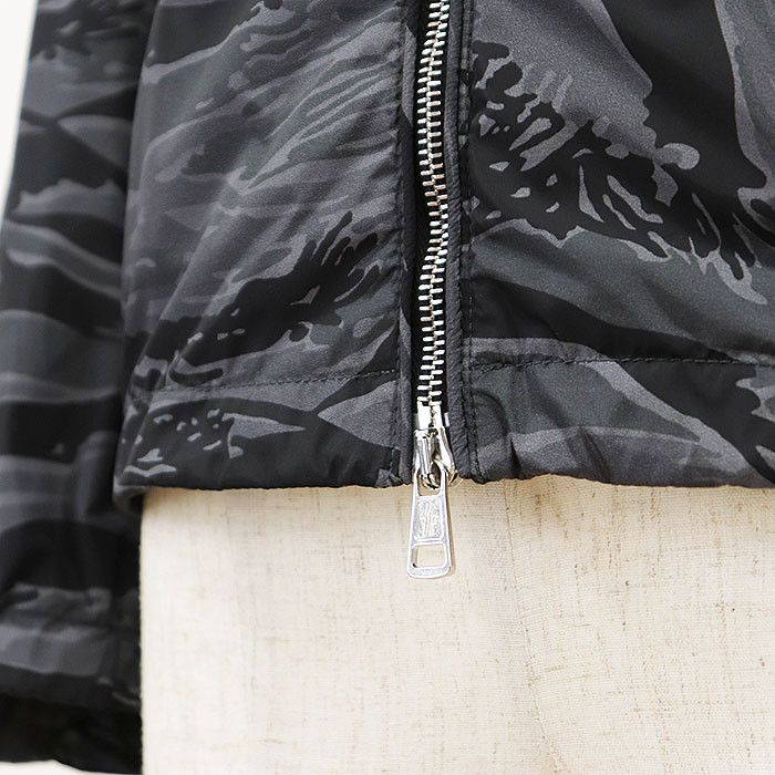 Moncler Moncler Moncler CEZANNE GIUBOTTO 100% Nylon Jacket Textile Outerwear CEZANNE GIUBOTTO DUTY FREE for USA Size ONE SIZE - 4 Thumbnail