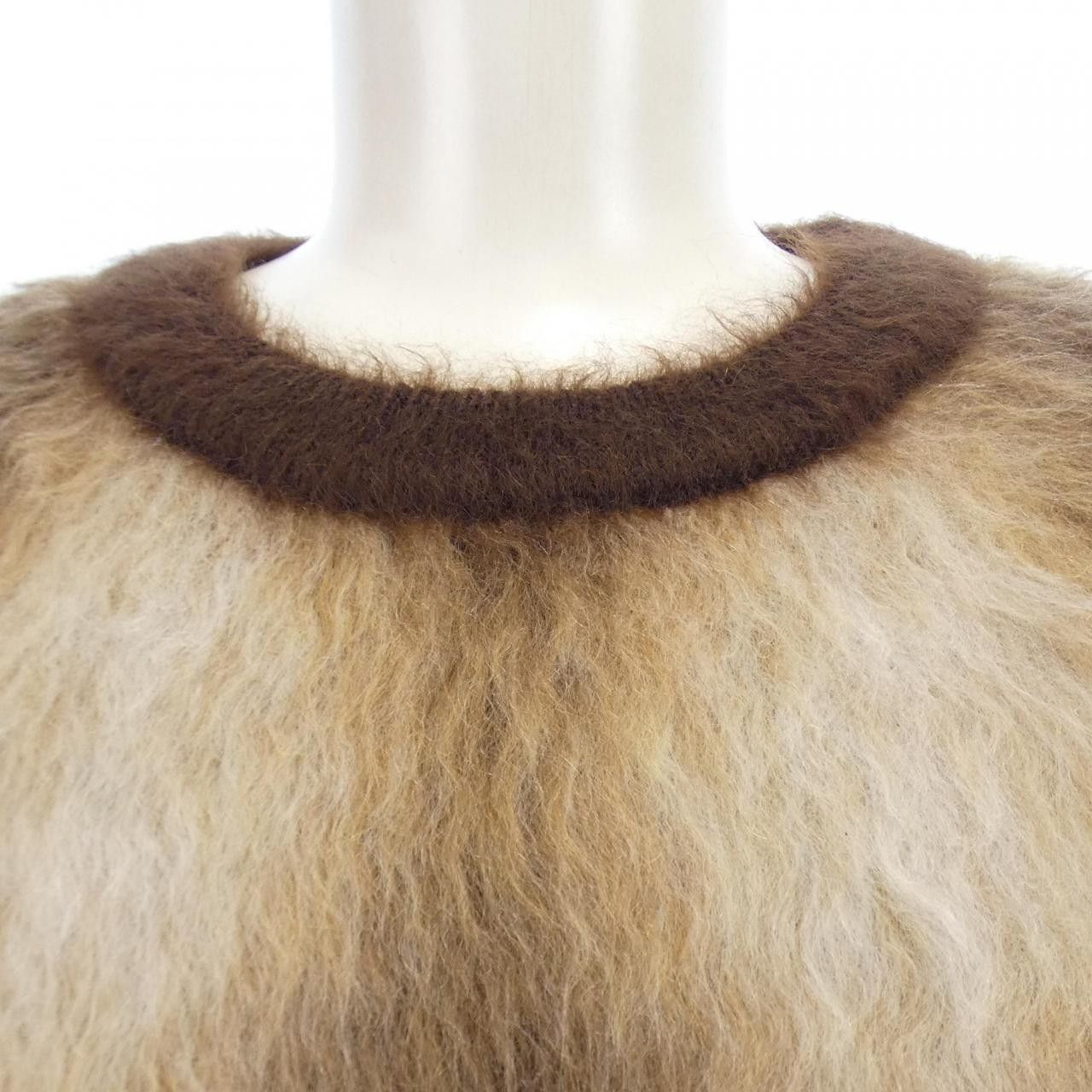 Celine Celine Celine Knitwear Textile Tops 2AA24606S DUTY FREE for USA Size ONE SIZE - 5 Thumbnail