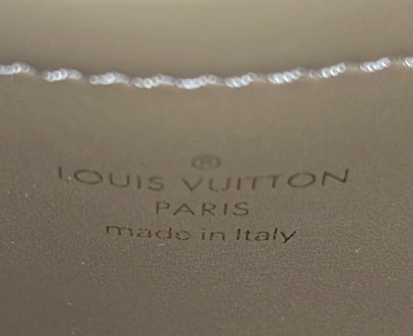 Louis Vuitton Utility Crossbody Bag Size ONE SIZE - 9 Thumbnail