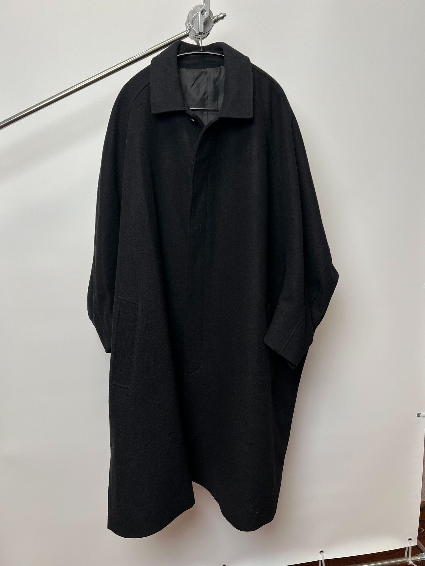 Christopher Nemeth Classic Black Wool Overcoat with Unique Sleeves Size L / US 10 / IT 46 - 2 Thumbnail