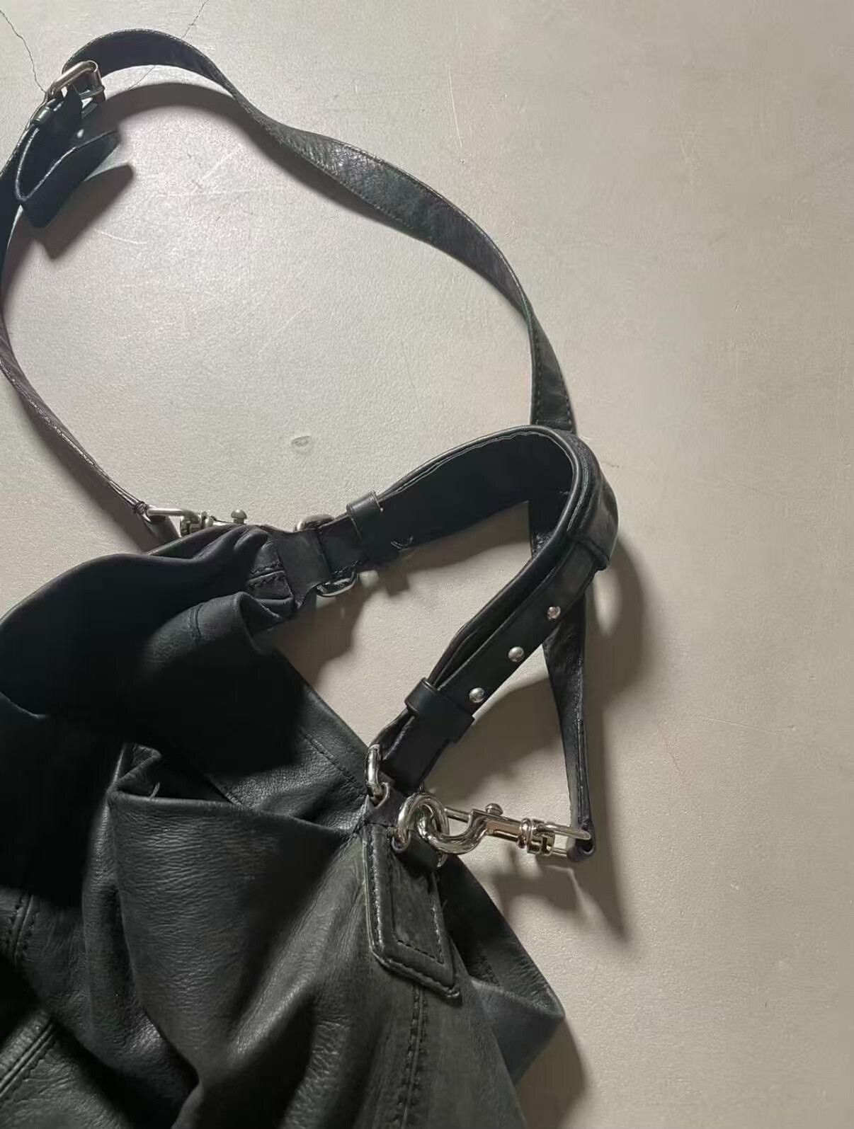 Givenchy Givenchy Two-Way Leather Crossbody Bag Size ONE SIZE - 2 Thumbnail