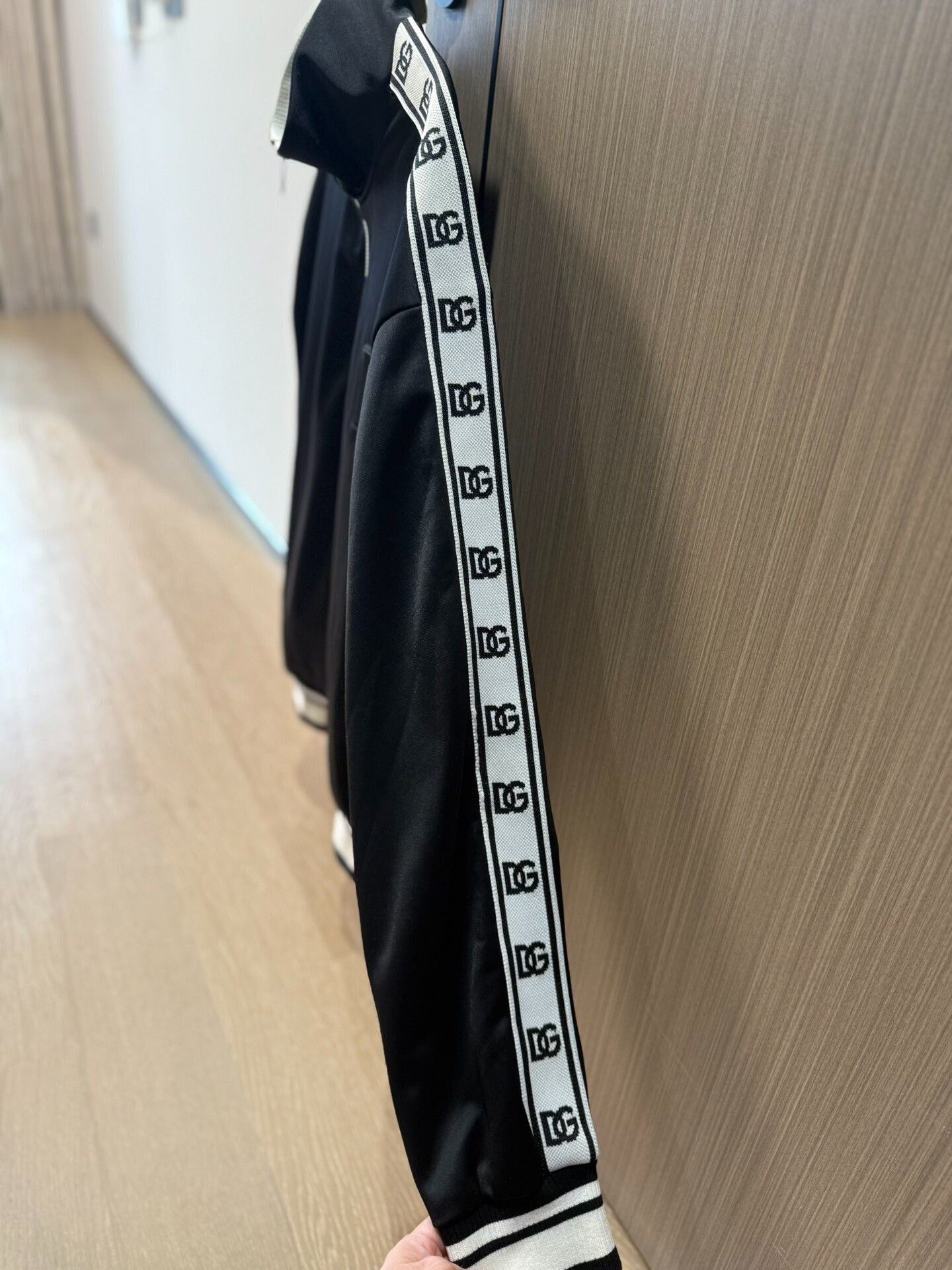 Dolce & Gabbana Dolce & Gabbana Black and White Jacket Size US M / EU 48-50 / 2 - 6 Thumbnail