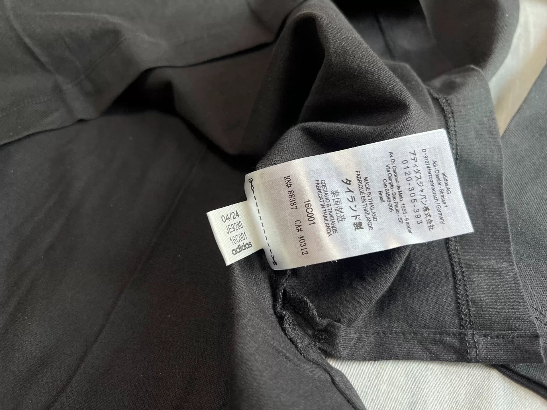 Y-3 Y-3 Men's Long Sleeve T-Shirt Size US S / EU 44-46 / 1 - 8 Thumbnail