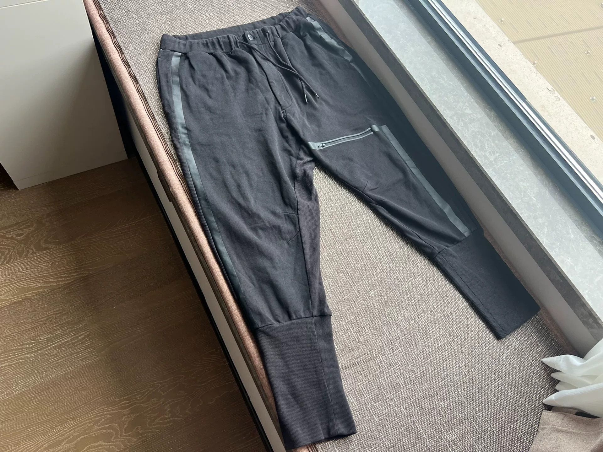 Y-3 Y-3 Black Samurai Men's Pants Size US 30 / EU 46 - 2 Thumbnail
