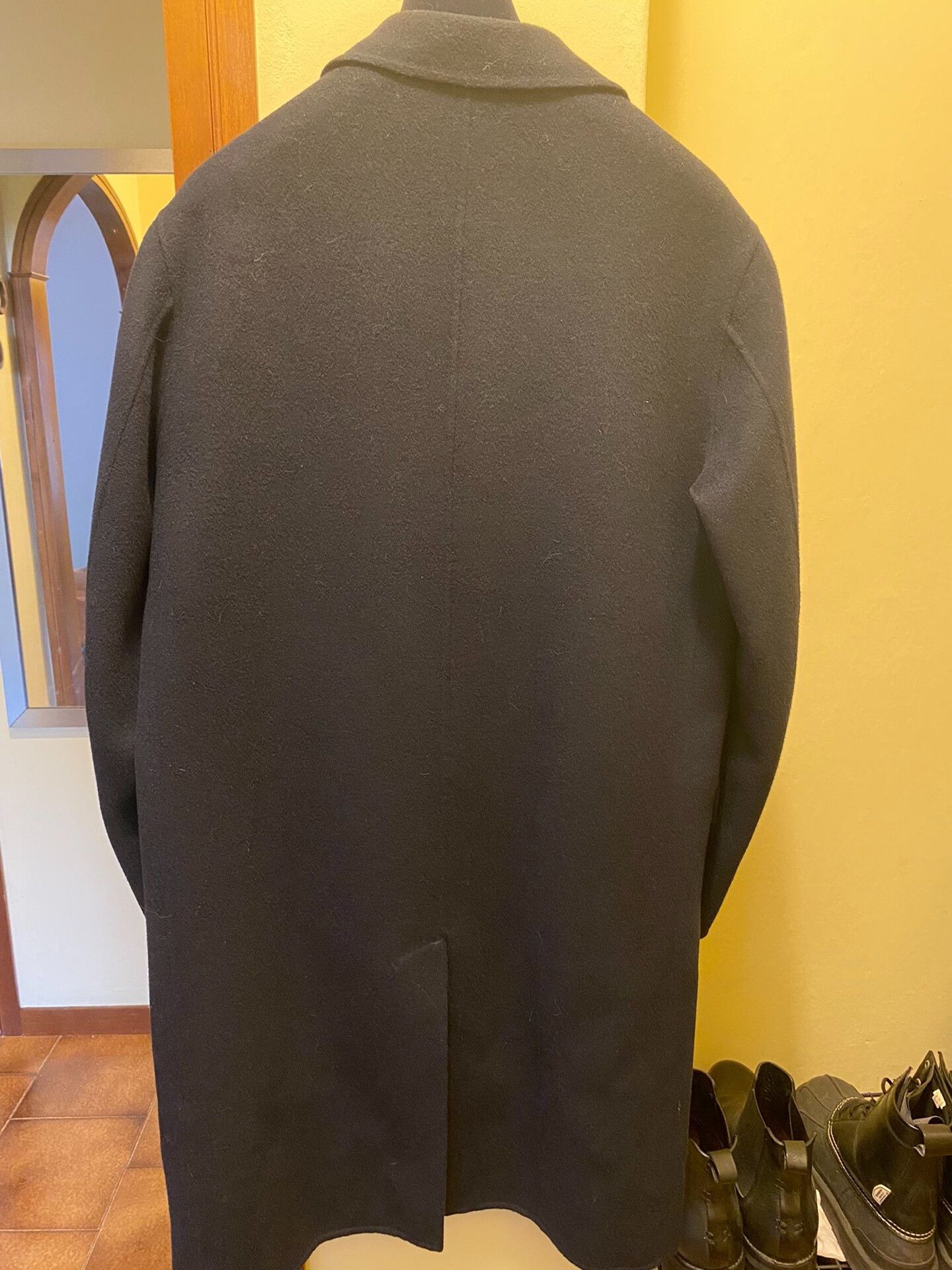 Cos COS Men's Wool Blend Overcoat Size US M / EU 48-50 / 2 - 4 Thumbnail