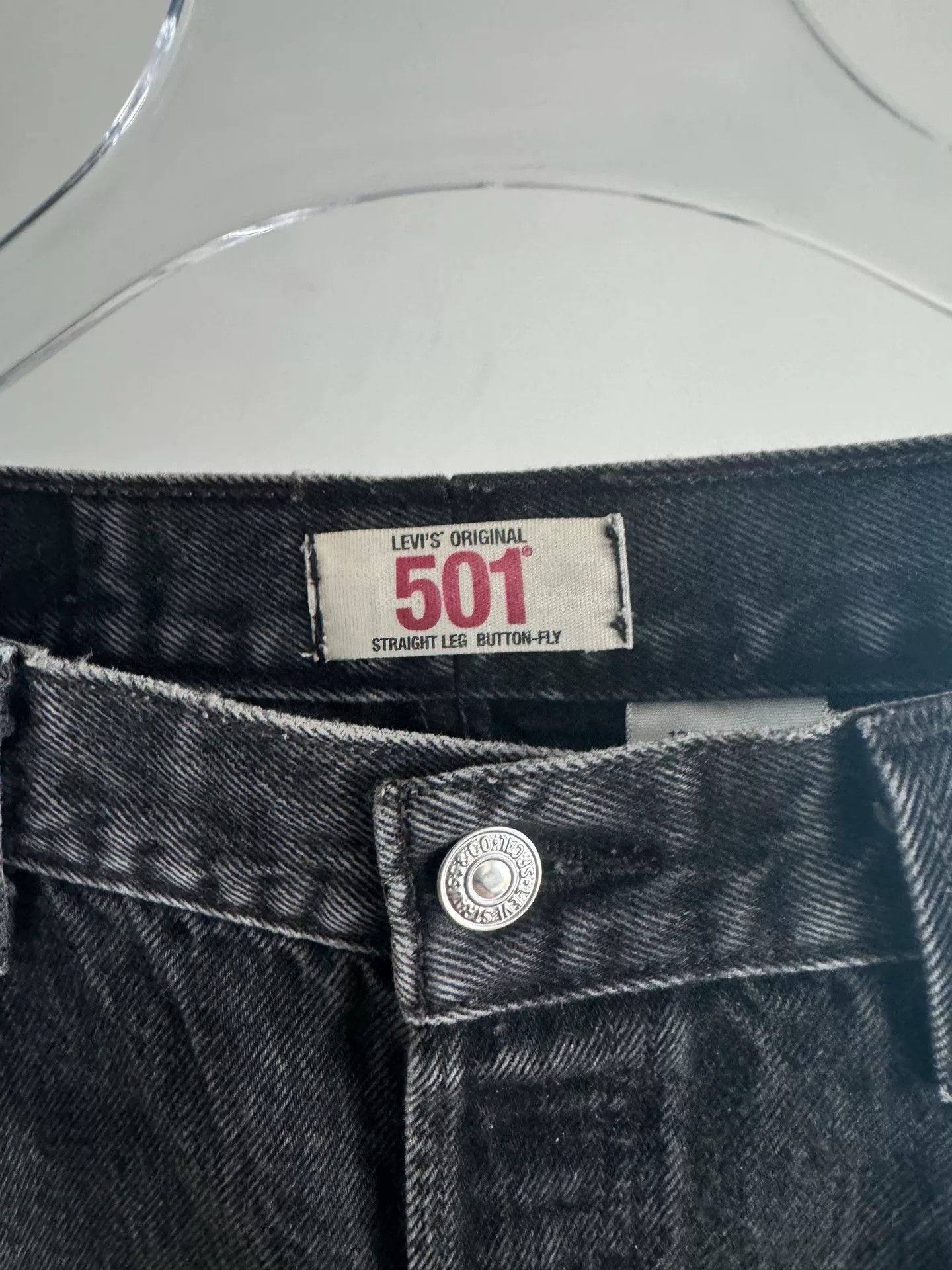 Vintage Vintage Levi's 501 Black Denim Jeans Size US 36 / EU 52 - 3 Thumbnail