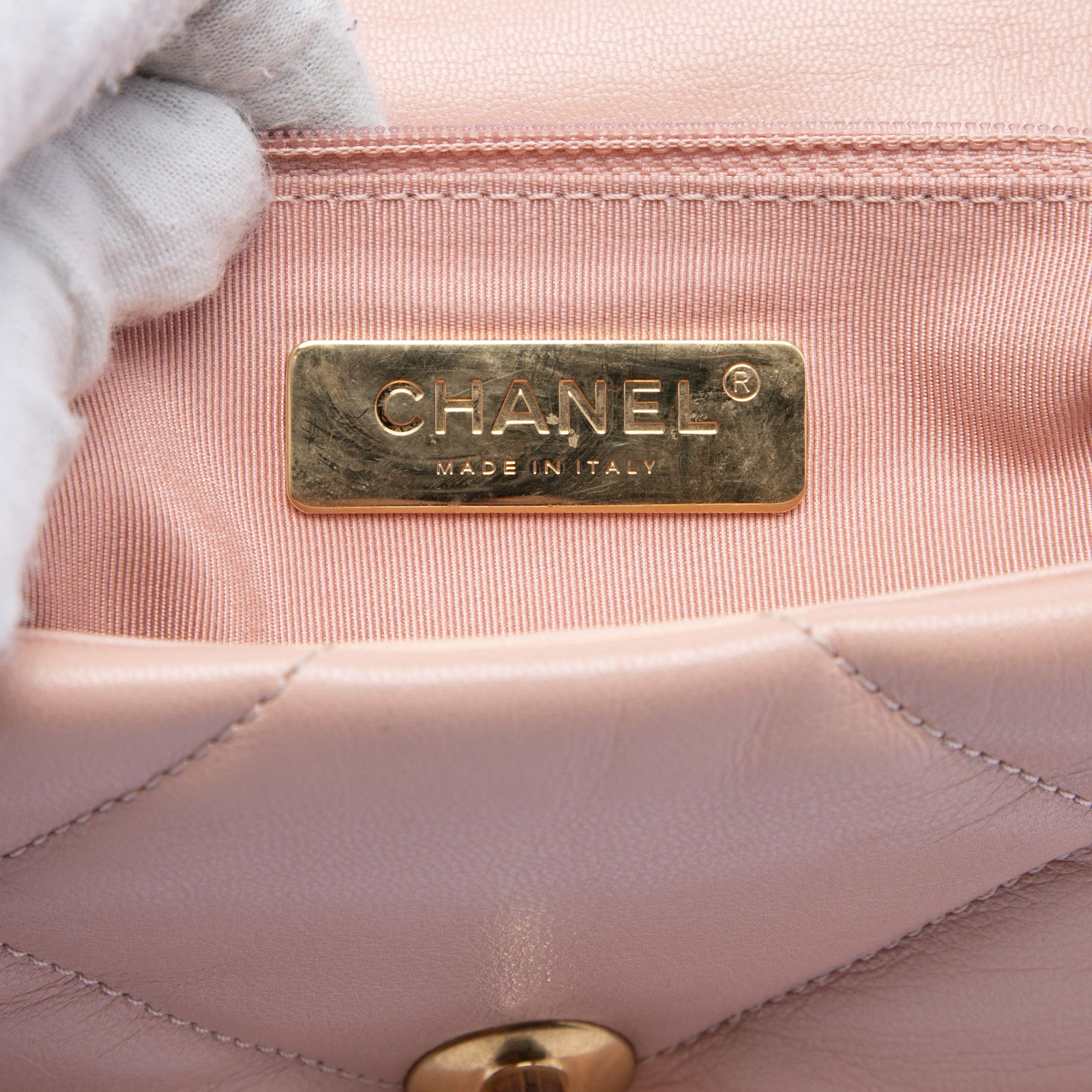 Chanel Chanel Medium Lambskin 19 Flap Size ONE SIZE - 5 Thumbnail