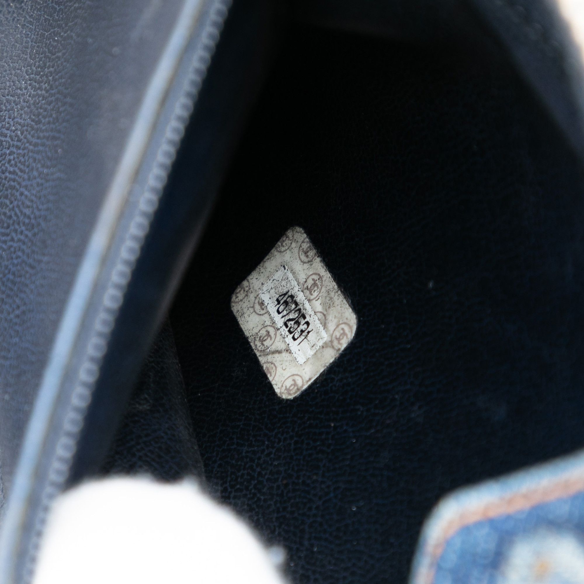 Chanel Chanel CC Denim Vanity Bag Size ONE SIZE - 6 Thumbnail