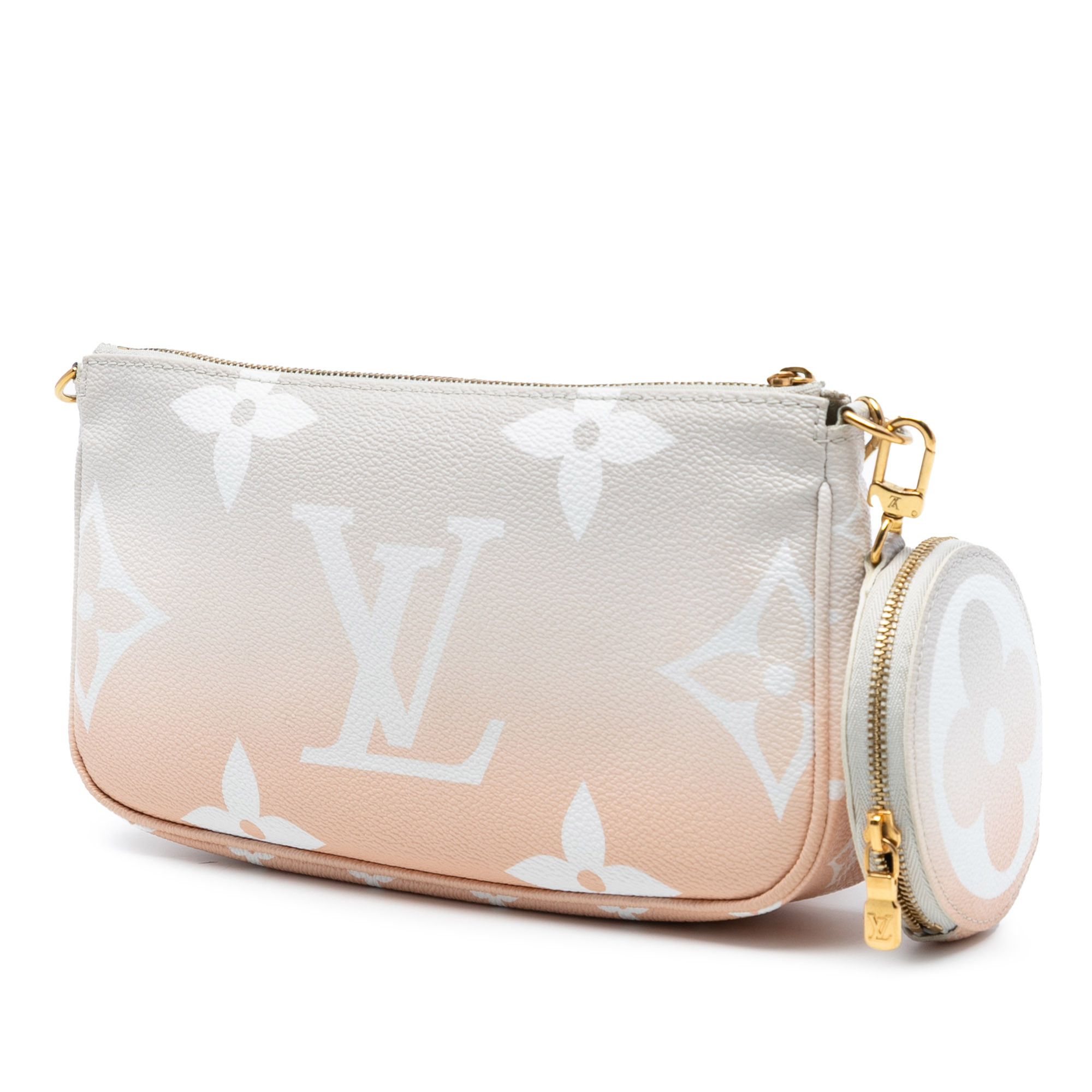 Louis Vuitton Louis Vuitton Monogram Giant By The Pool Multi Pochette Accessoires Size ONE SIZE - 2 Thumbnail