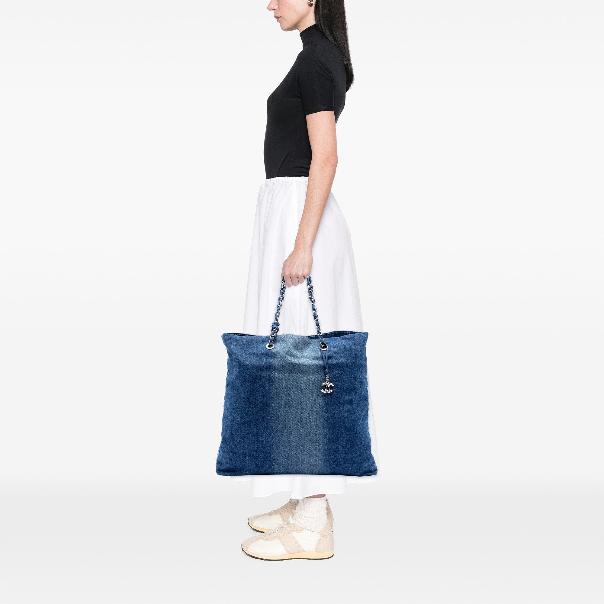 Chanel Chanel Printed Denim Shopping Tote Size ONE SIZE - 7 Thumbnail