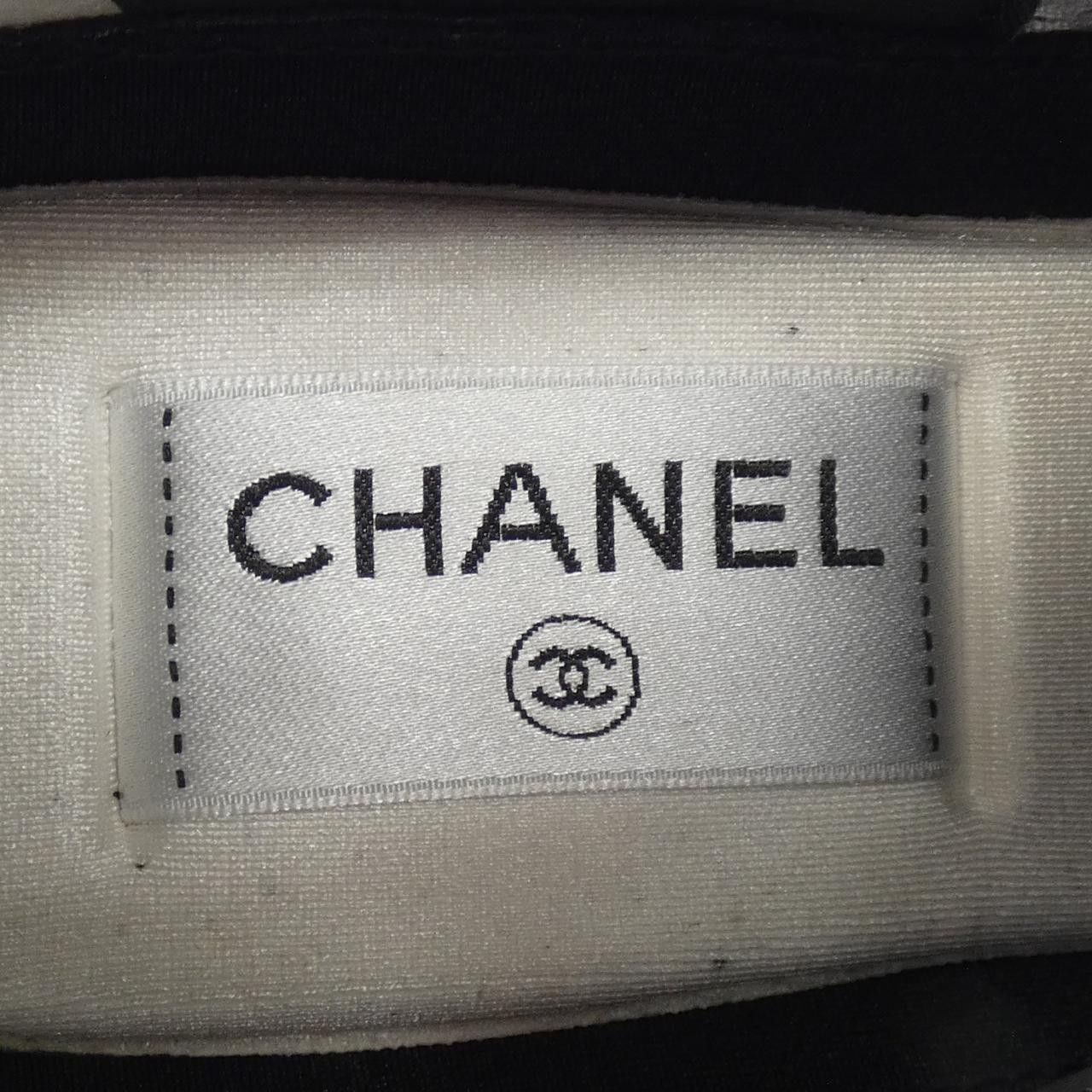 Chanel Chanel Chanel G45208B14073 Suede Calfskin Sneakers Leather Shoes G45208B14073 DUTY FREE for USA Size ONE SIZE - 6 Thumbnail