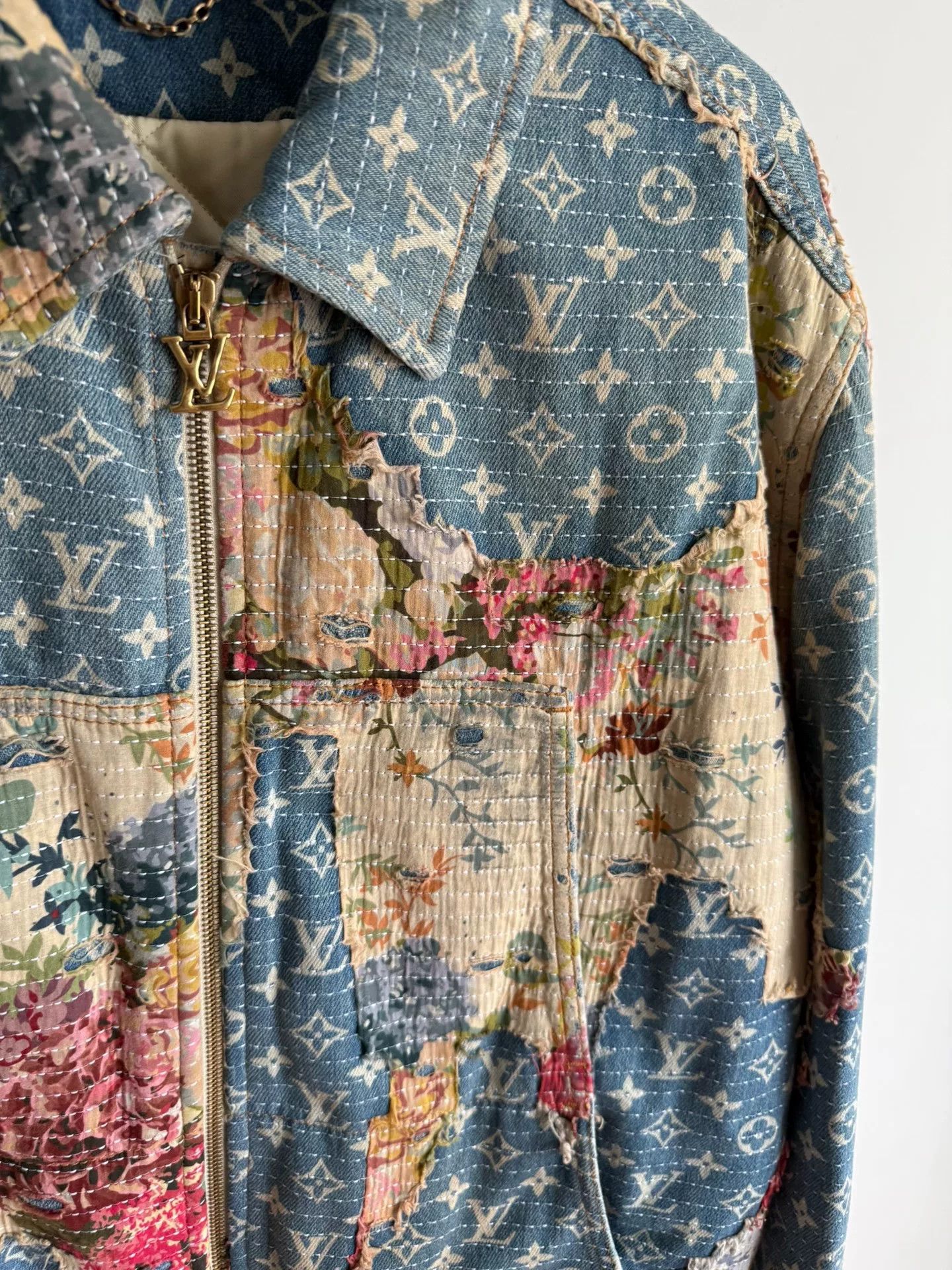 Louis Vuitton Louis Vuitton Floral Embroidered Denim Jacket Size US M / EU 48-50 / 2 - 3 Thumbnail