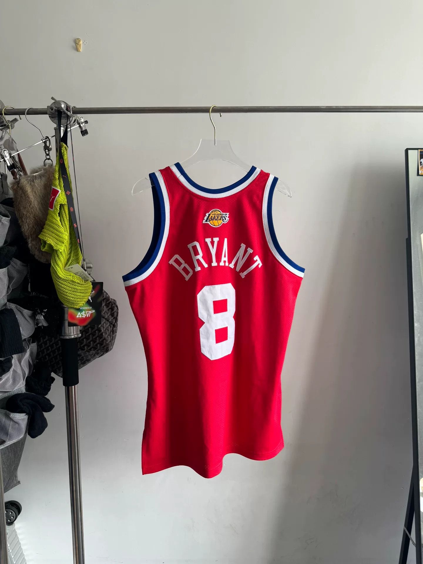 Mitchell & Ness Mitchell & Ness Kobe Bryant Retro Jersey Size US L / EU 52-54 / 3 - 2 Thumbnail
