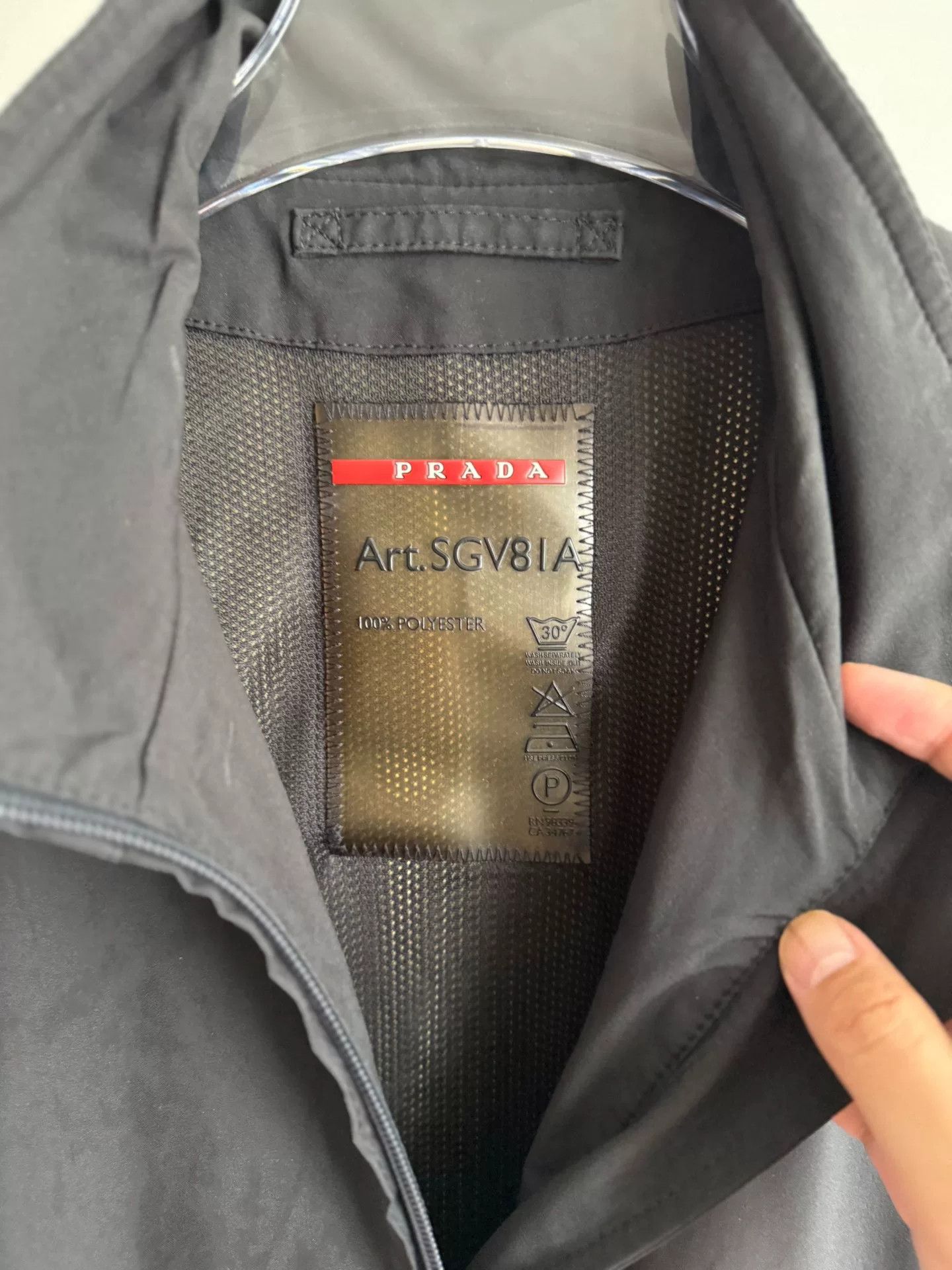 Prada Prada Nylon Vest with Red Label Size US M / EU 48-50 / 2 - 6 Thumbnail