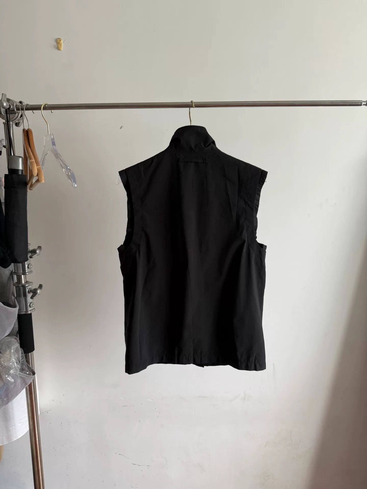 Prada Prada Nylon Vest with Red Label Size US M / EU 48-50 / 2 - 2 Thumbnail