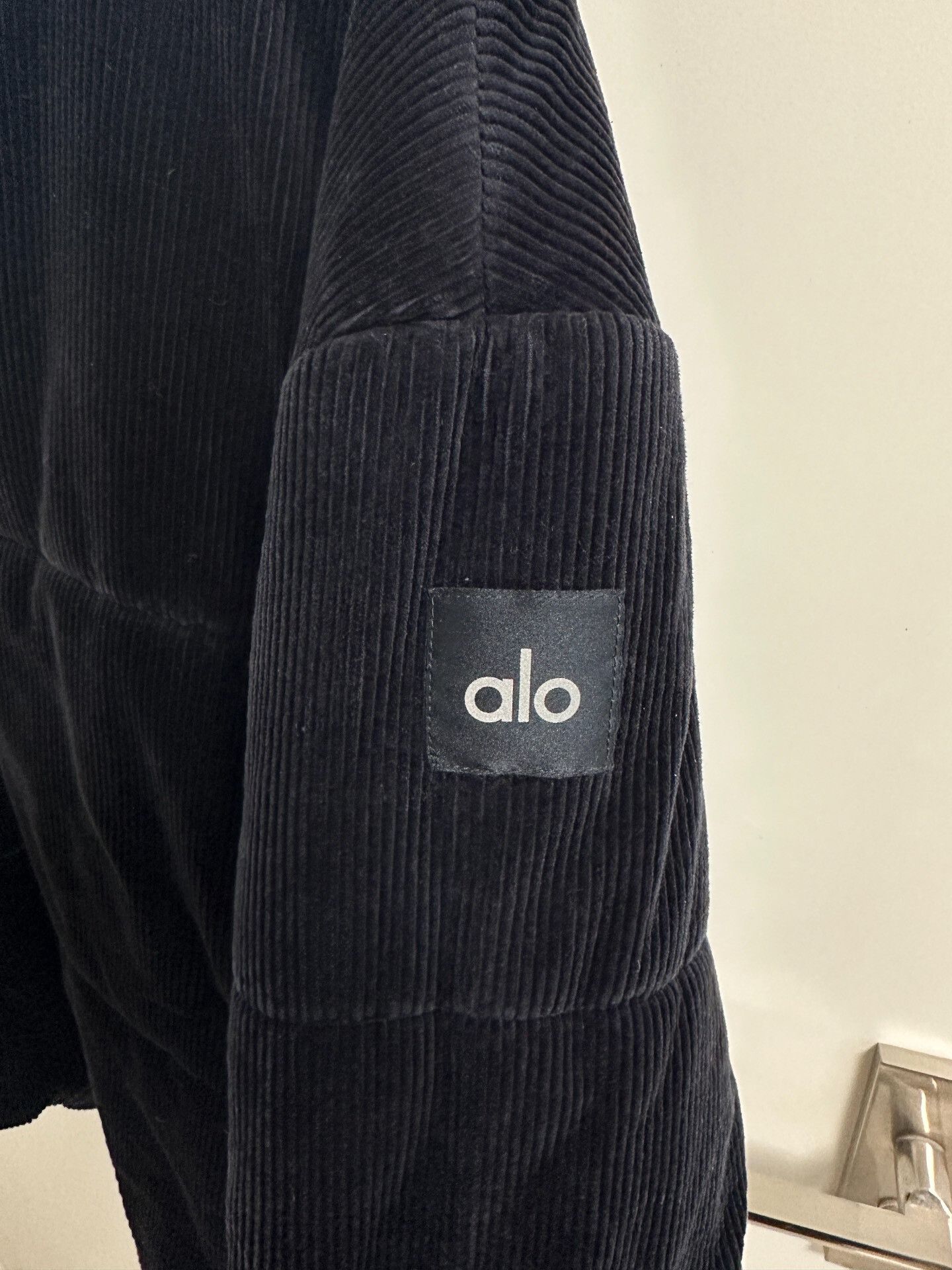 Alo Yoga Alo Yoga Black Corduroy Jacket Size S / US 4 / IT 40 - 2 Thumbnail