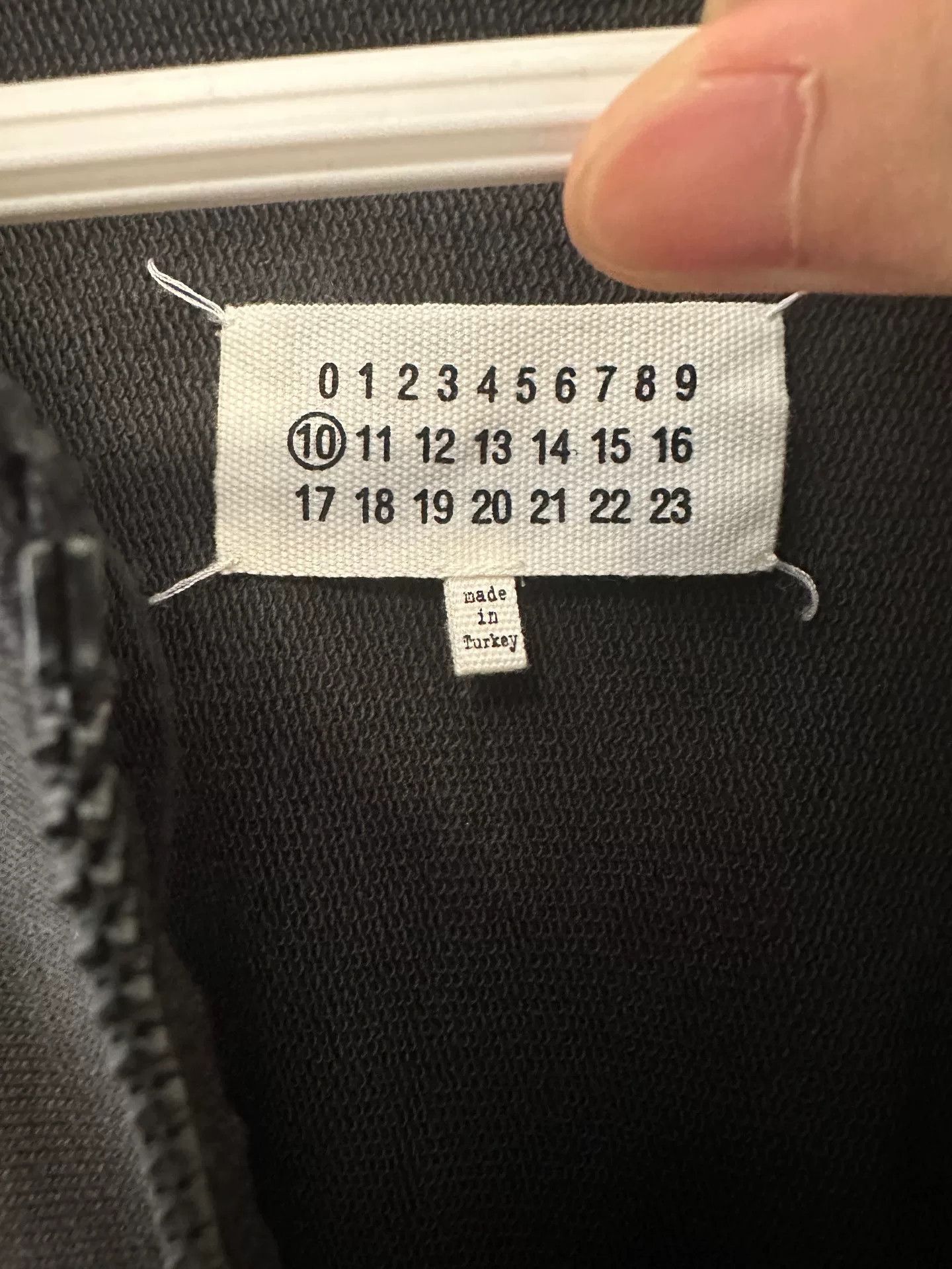 Maison Margiela Maison Margiela Zip-Up Hoodie Size US S / EU 44-46 / 1 - 3 Thumbnail