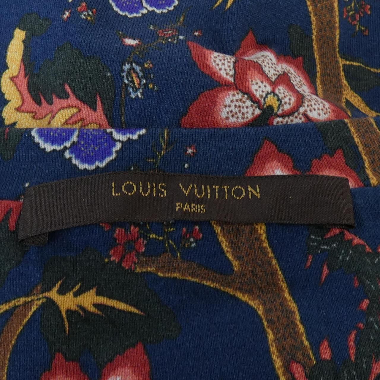 Louis Vuitton Louis Vuitton Louis Vuitton T-shirt Textile T-Shirts H4JR57JC5 DUTY FREE for USA Size ONE SIZE - 4 Thumbnail