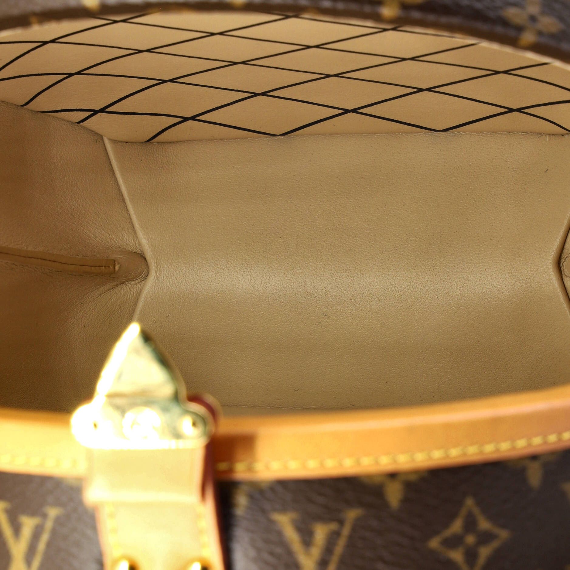 Louis Vuitton Petite Boite Chapeau Bag Size ONE SIZE - 5 Thumbnail