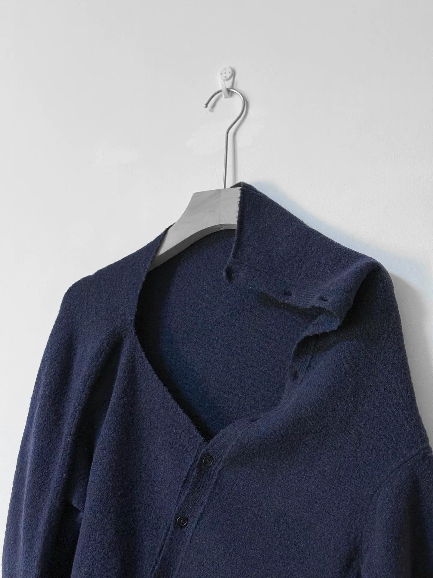 Yohji Yamamoto Asymmetrical Navy Blue Wool Sweater Size M / US 6-8 / IT 42-44 - 3 Thumbnail
