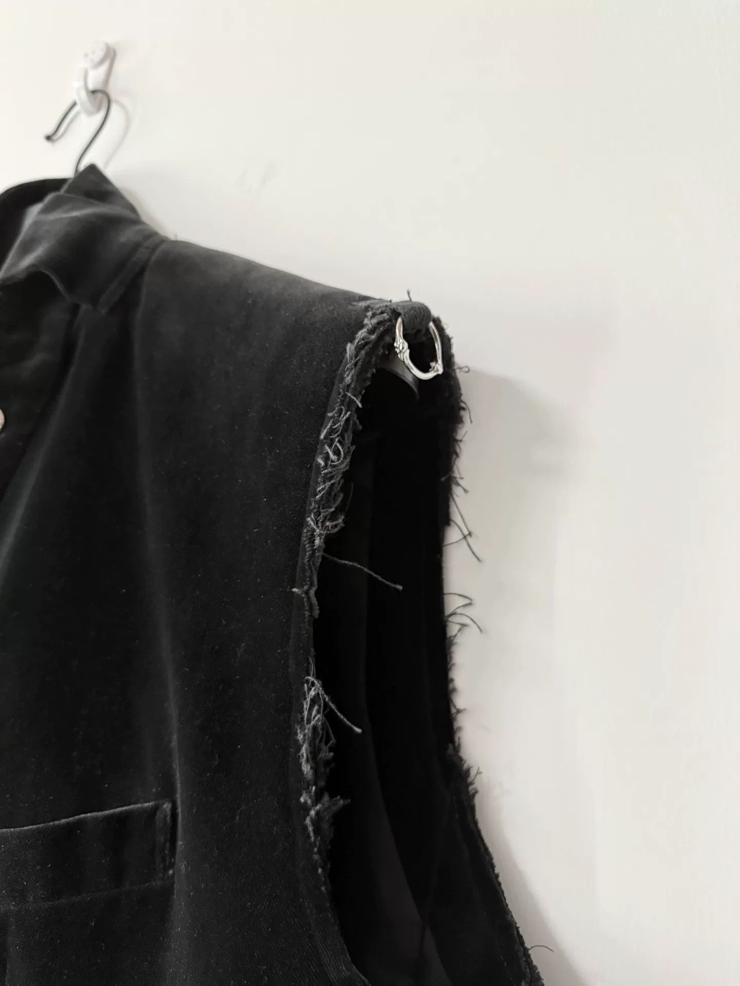 Takahiromiyashita The Soloist. Takahiro Miyashita Velvet Vest Size US L / EU 52-54 / 3 - 5 Thumbnail