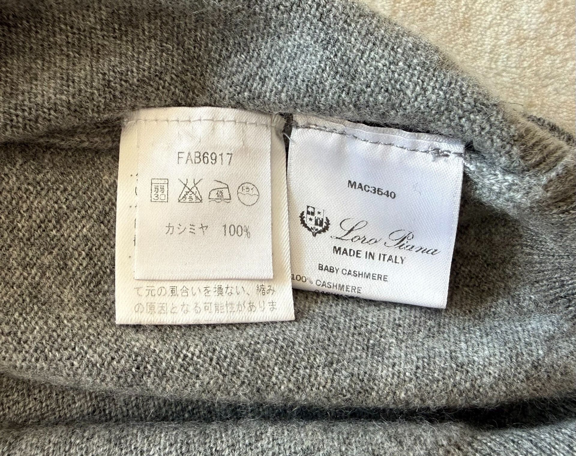 Loro Piana Loro Piana Baby Cashmere V-Neck Sweater Size US M / EU 48-50 / 2 - 7 Thumbnail